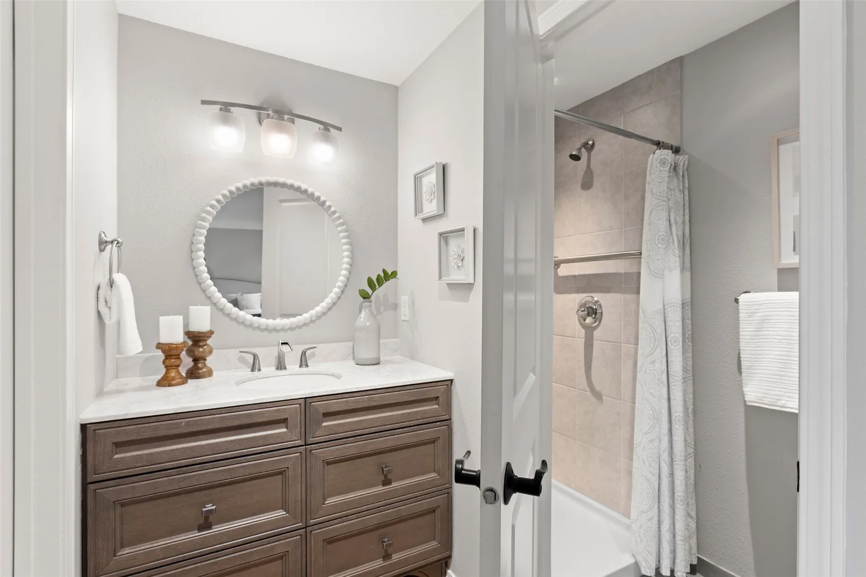 10120 111th Avenue NE, Kirkland, WA 98033
