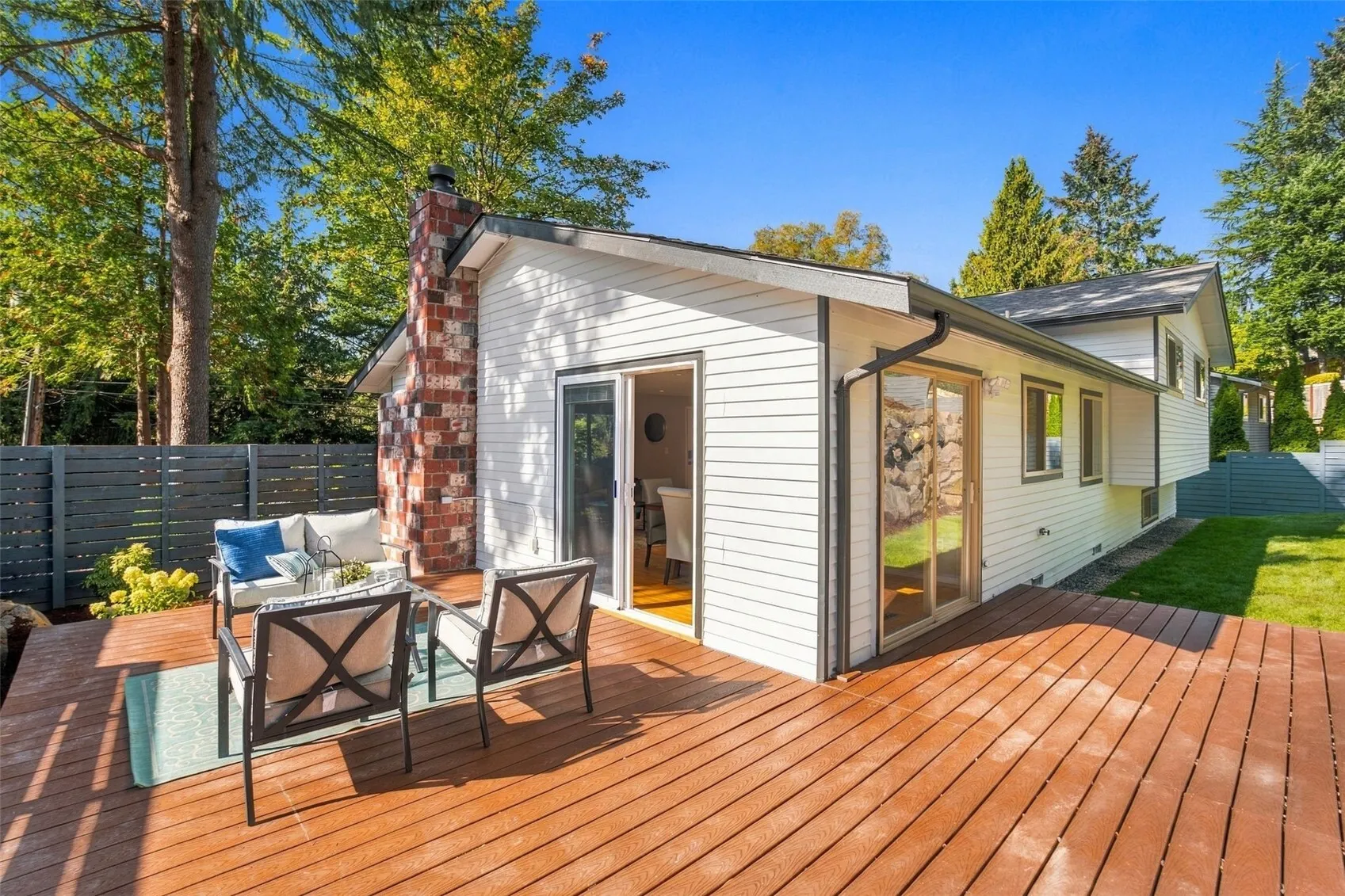10120 111th Avenue NE, Kirkland, WA 98033