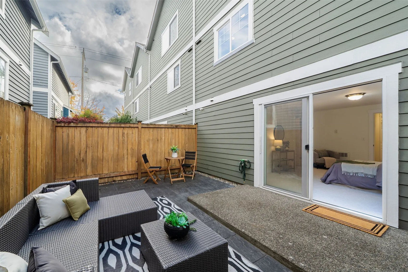 8506 10th Avenue NW, Seattle, WA 98117