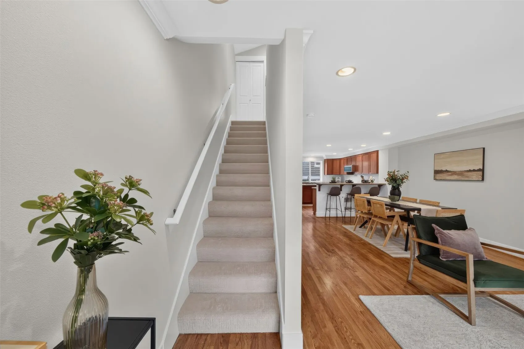 8506 10th Avenue NW, Seattle, WA 98117