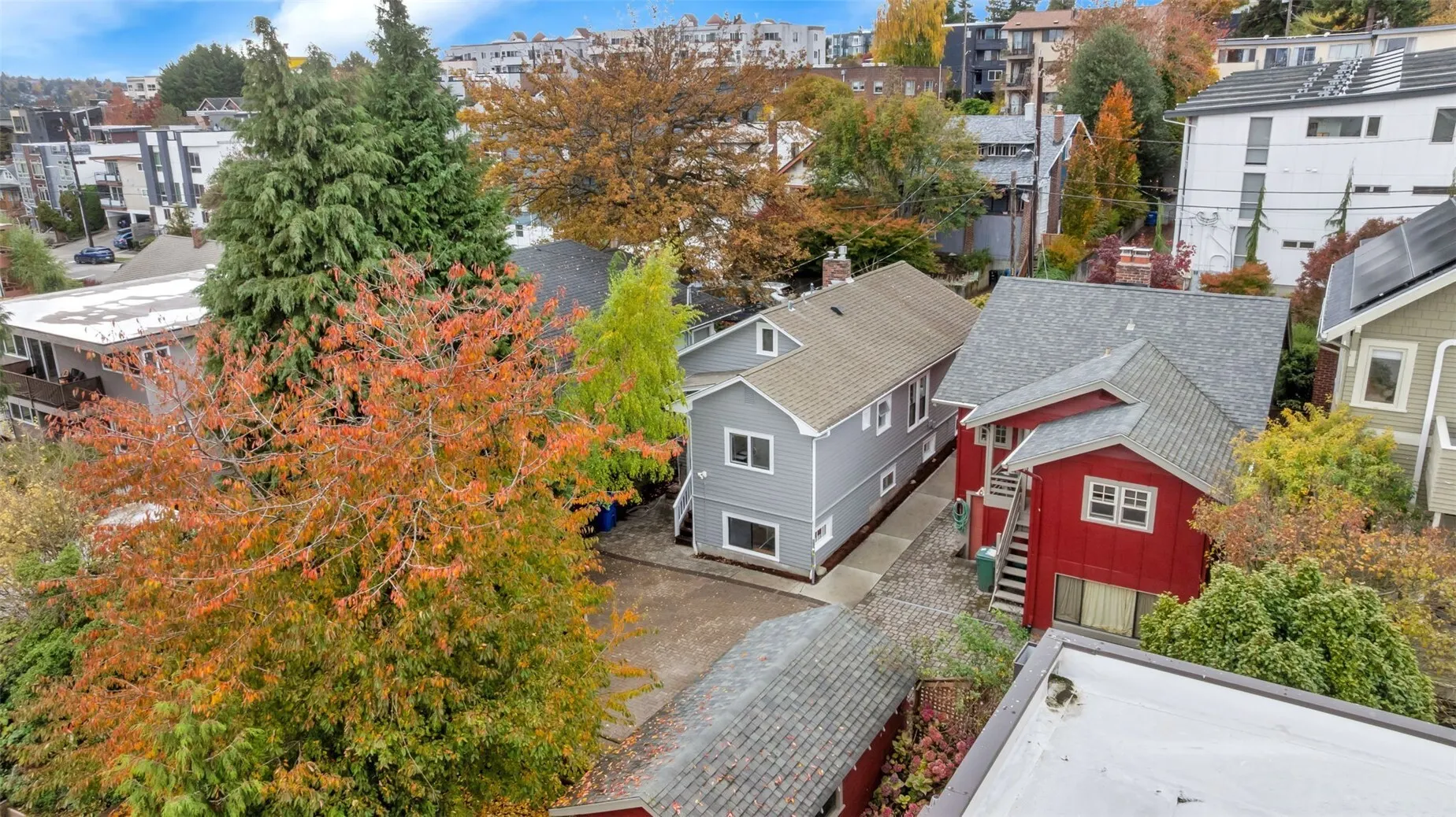 4464 Whitman Avenue N, Seattle, WA 98103