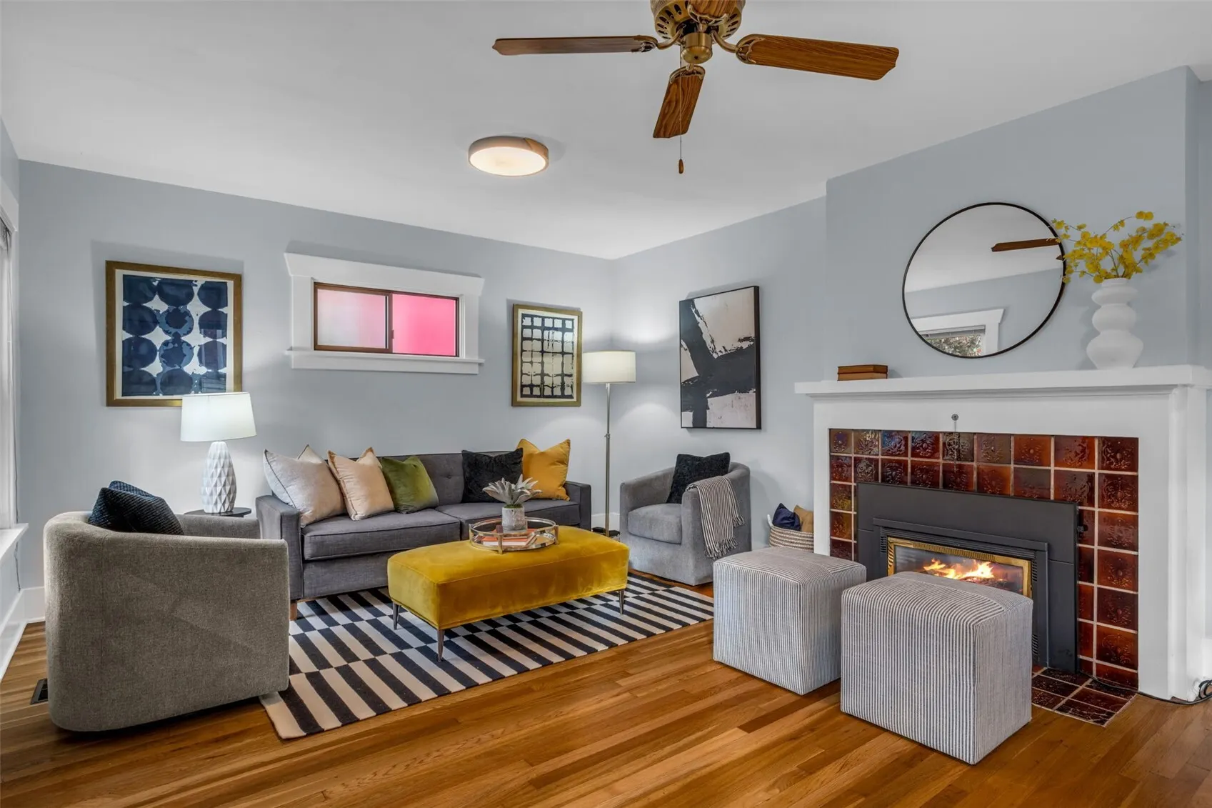 4464 Whitman Avenue N, Seattle, WA 98103