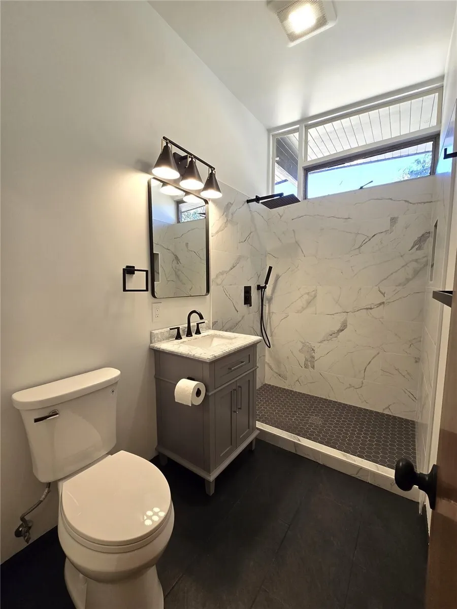 4545 119th Avenue SE, Bellevue, WA 98006