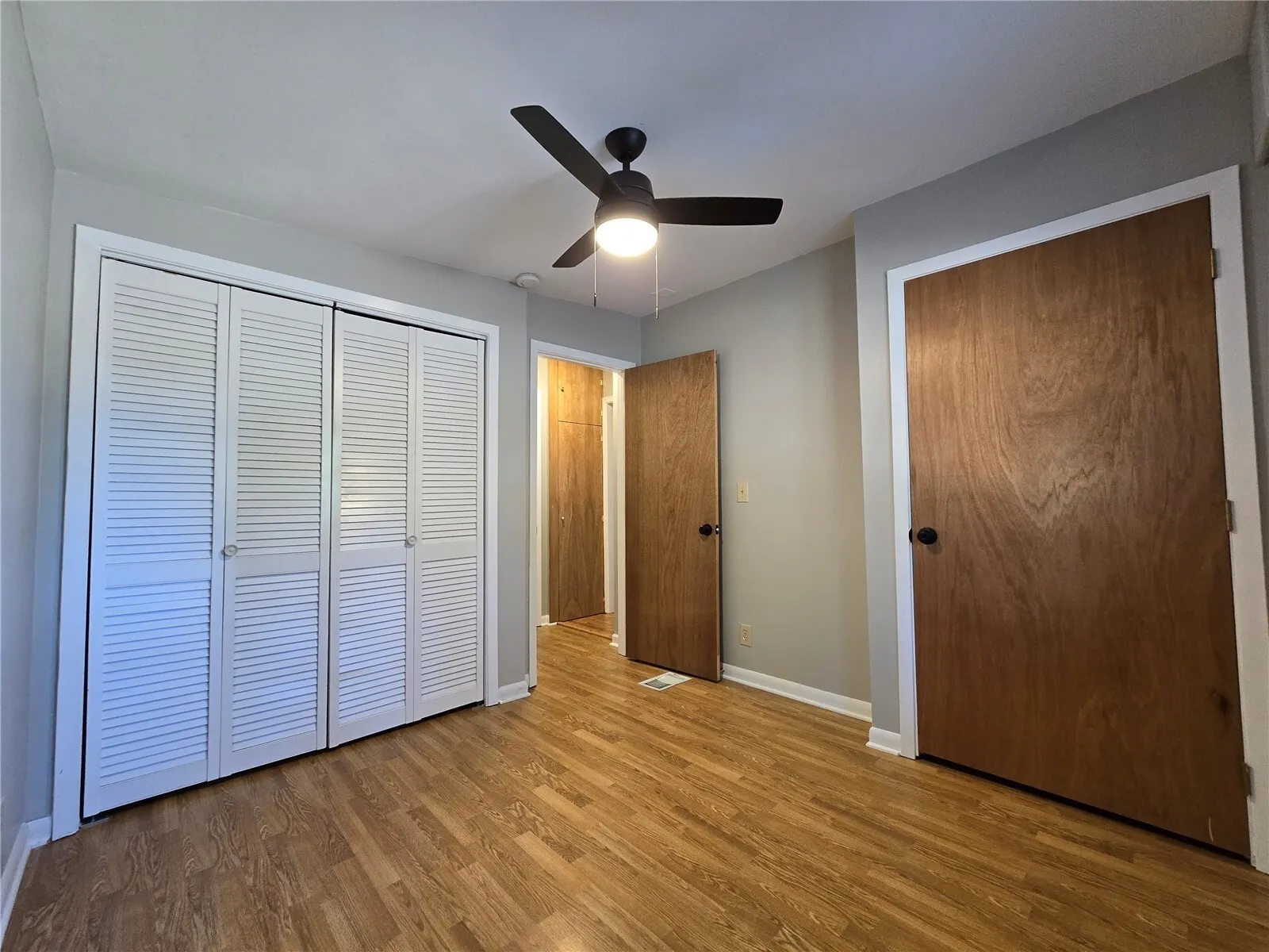 4545 119th Avenue SE, Bellevue, WA 98006