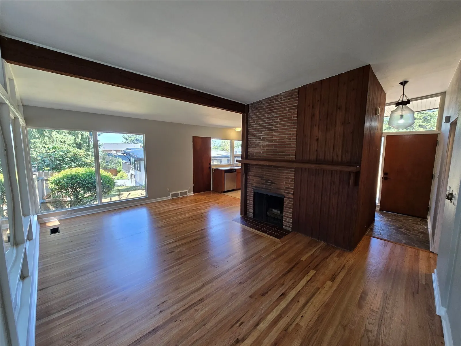 4545 119th Avenue SE, Bellevue, WA 98006