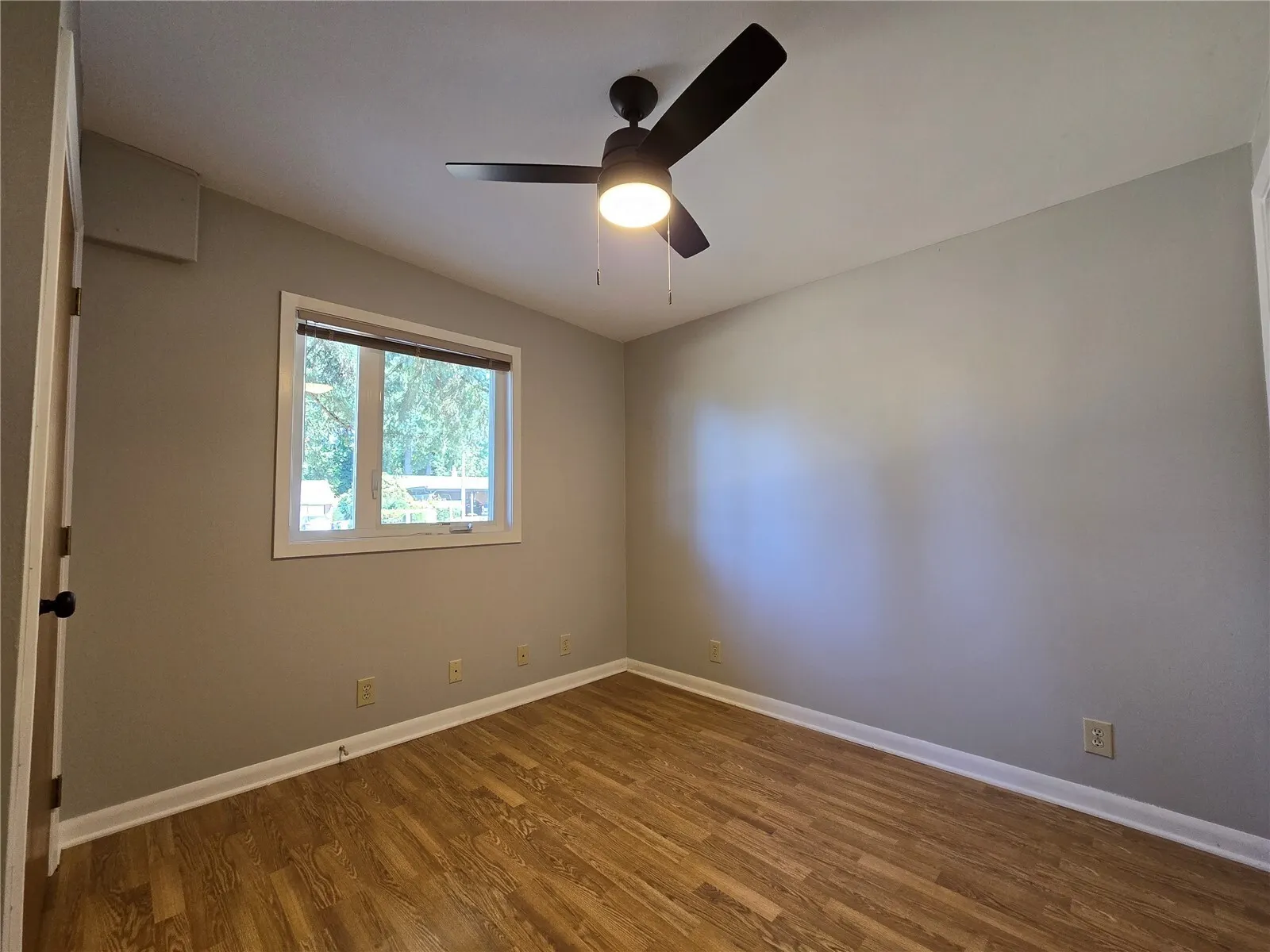 4545 119th Avenue SE, Bellevue, WA 98006