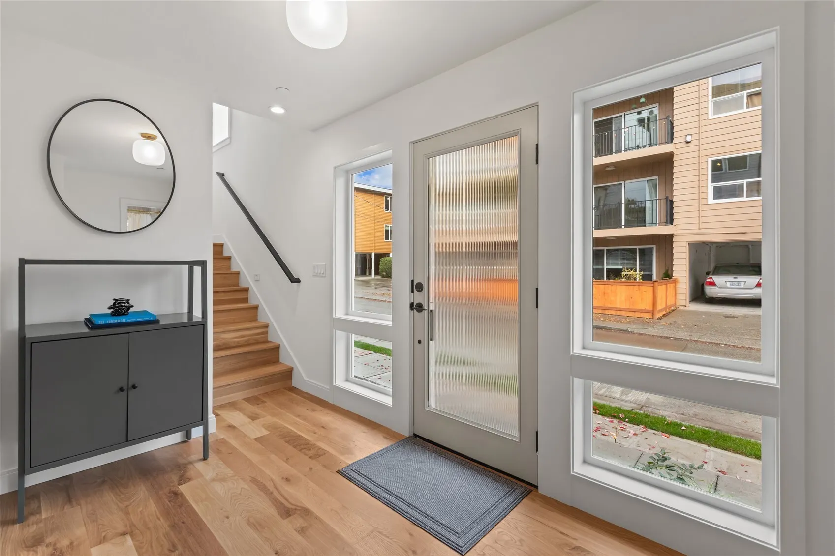 725 N 45th Street , Seattle, WA 98103