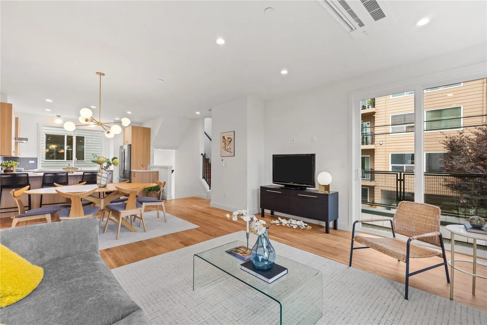 725 N 45th Street , Seattle, WA 98103