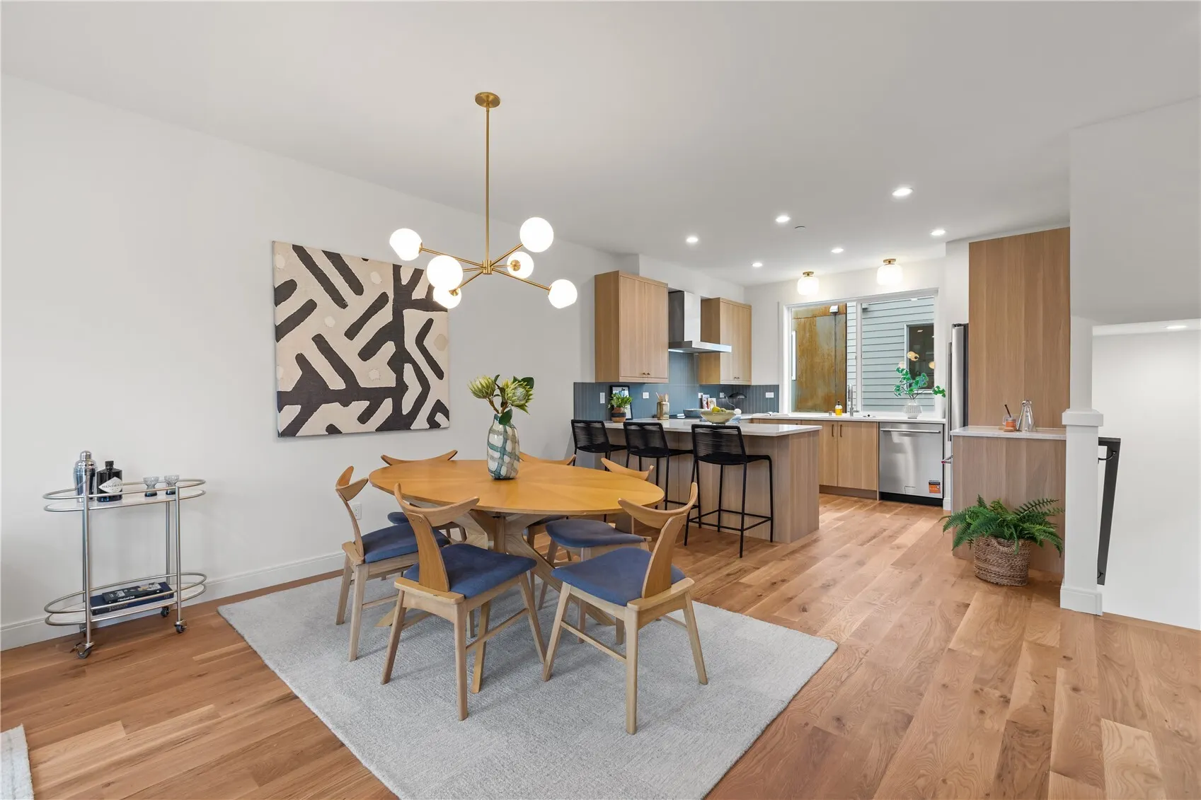 725 N 45th Street , Seattle, WA 98103