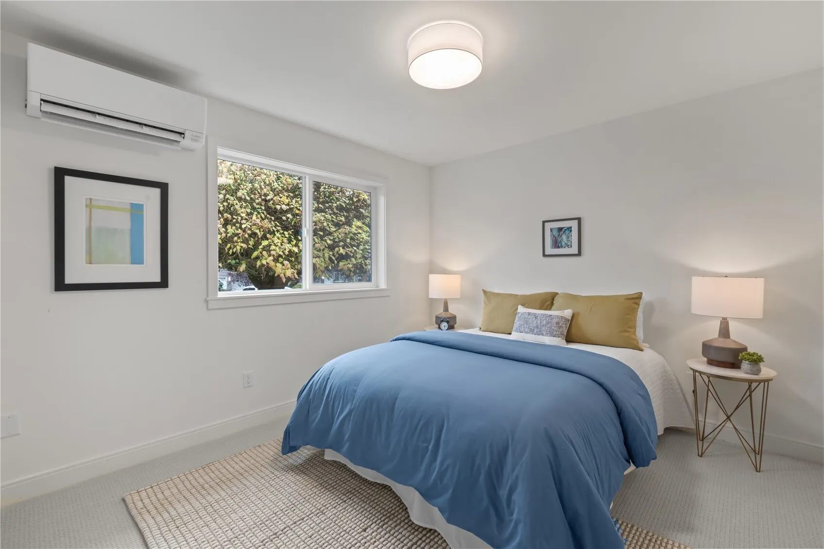 725 N 45th Street , Seattle, WA 98103