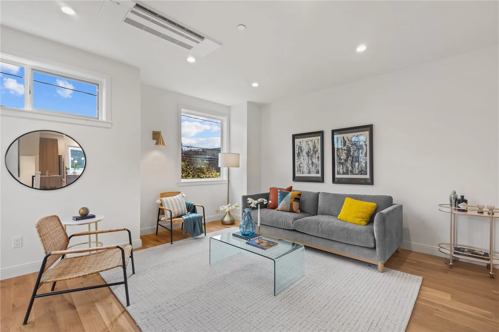 725 N 45th Street , Seattle, WA 98103