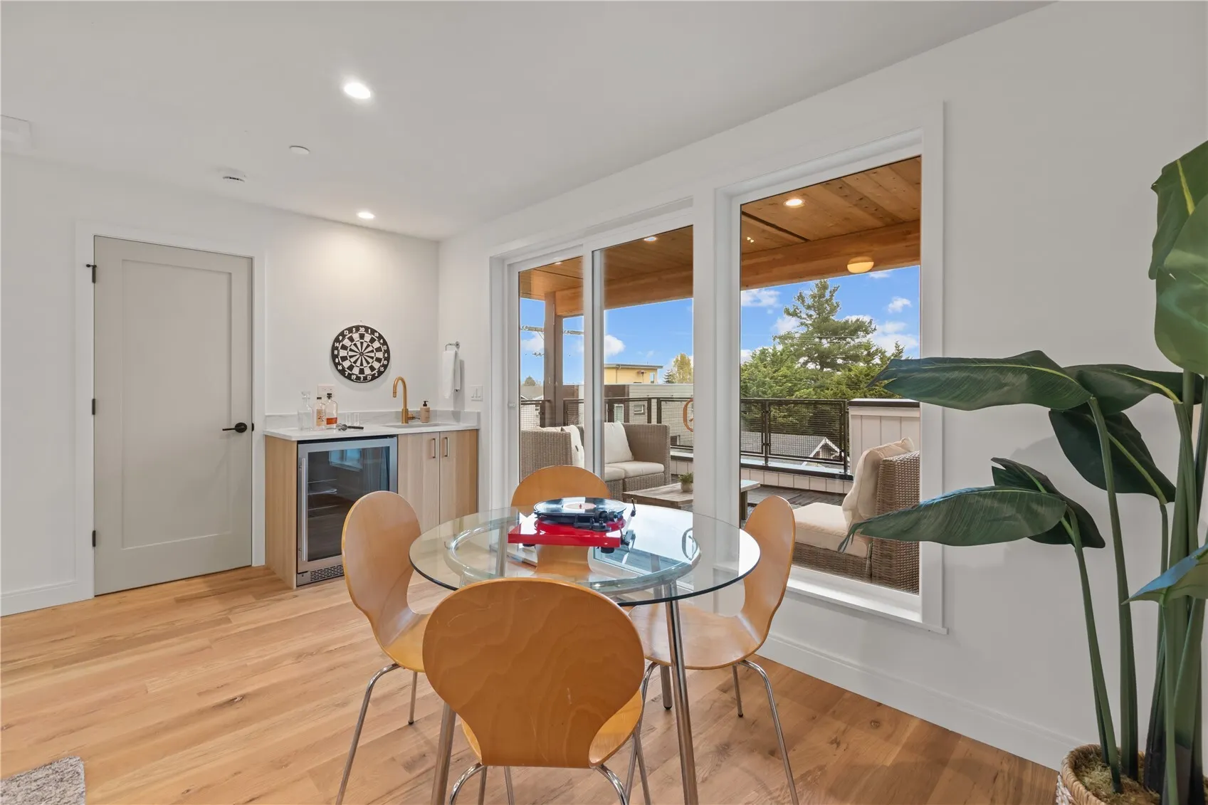 725 N 45th Street , Seattle, WA 98103
