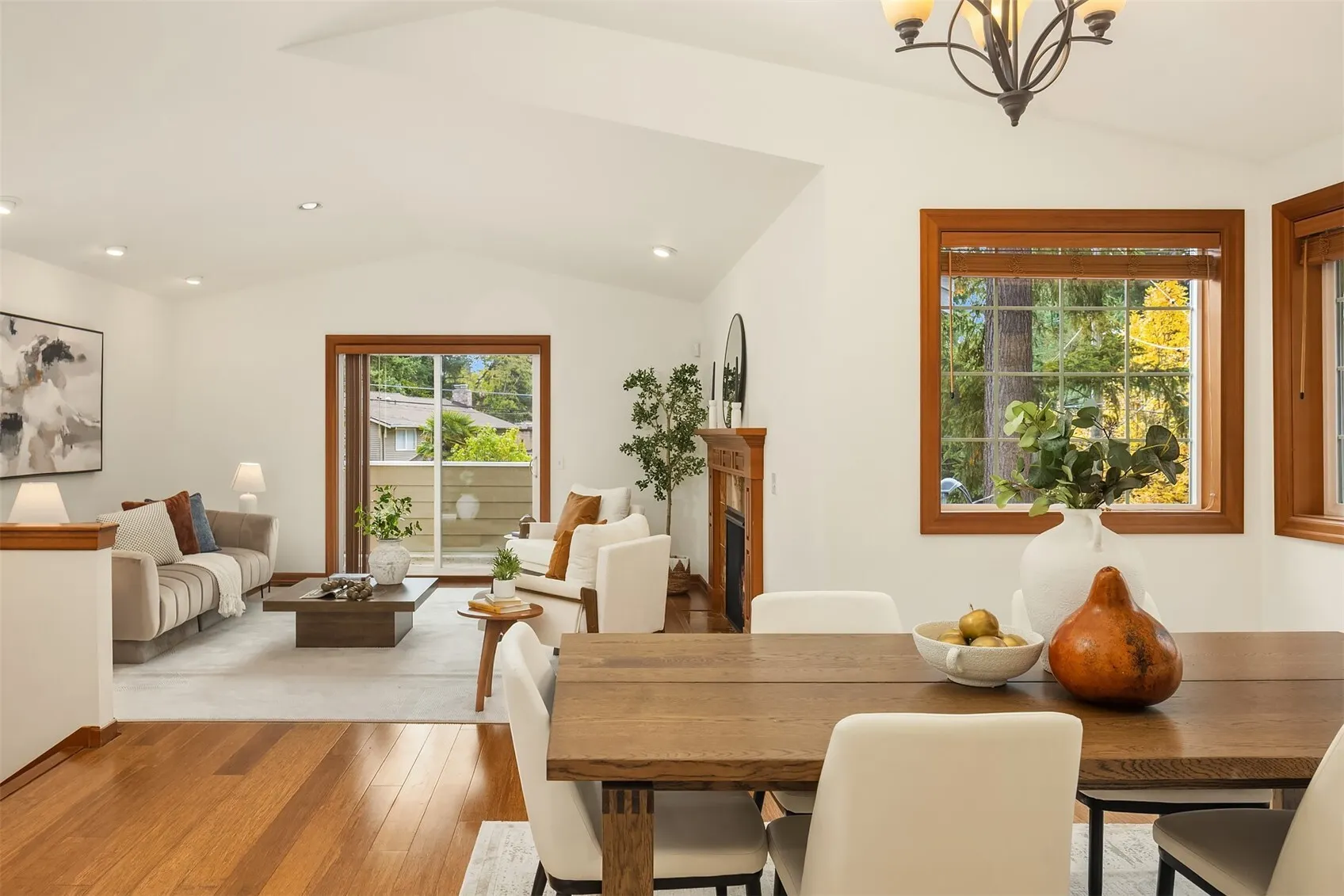 2204 NE 135th Street , Seattle, WA 98125