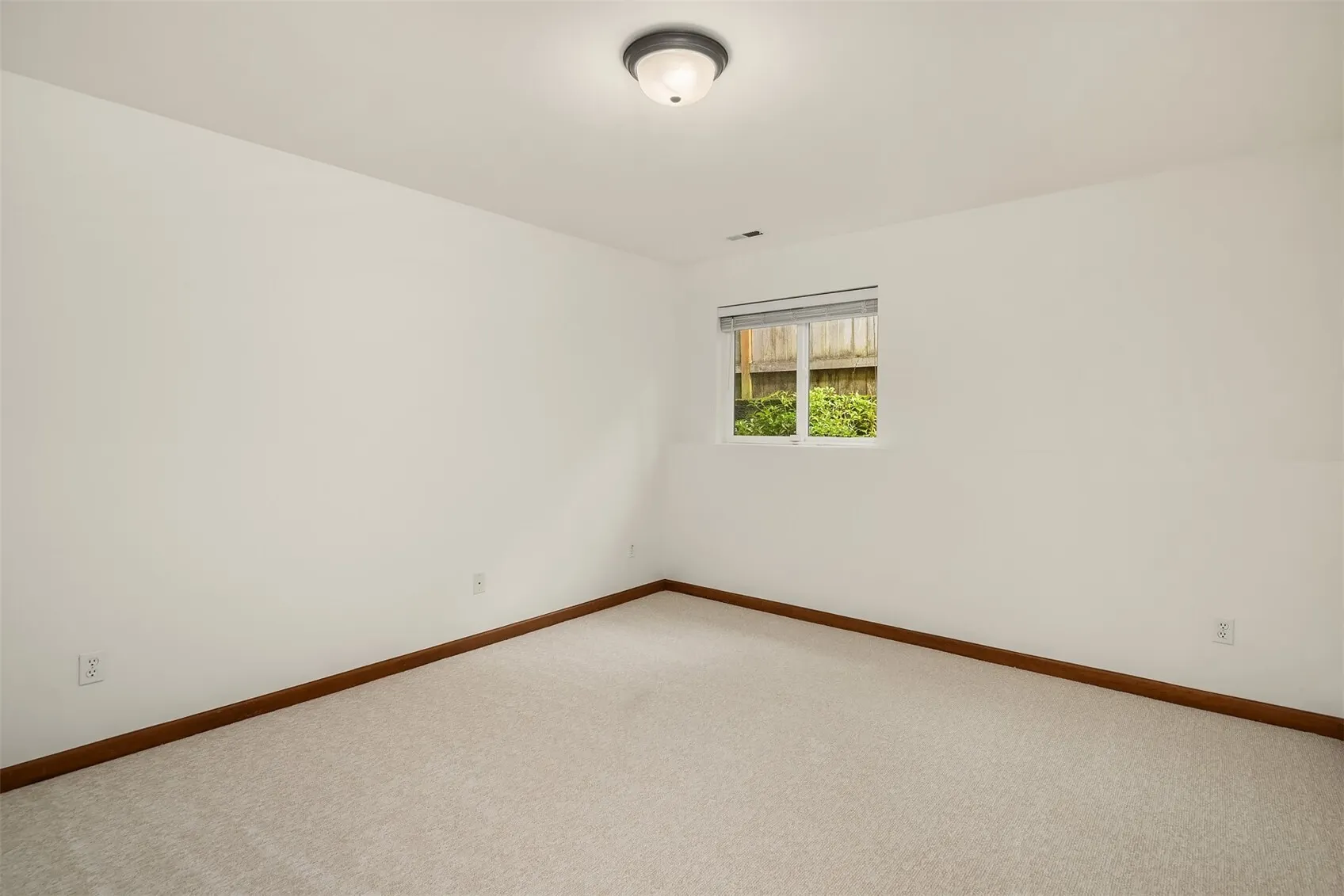 2204 NE 135th Street , Seattle, WA 98125