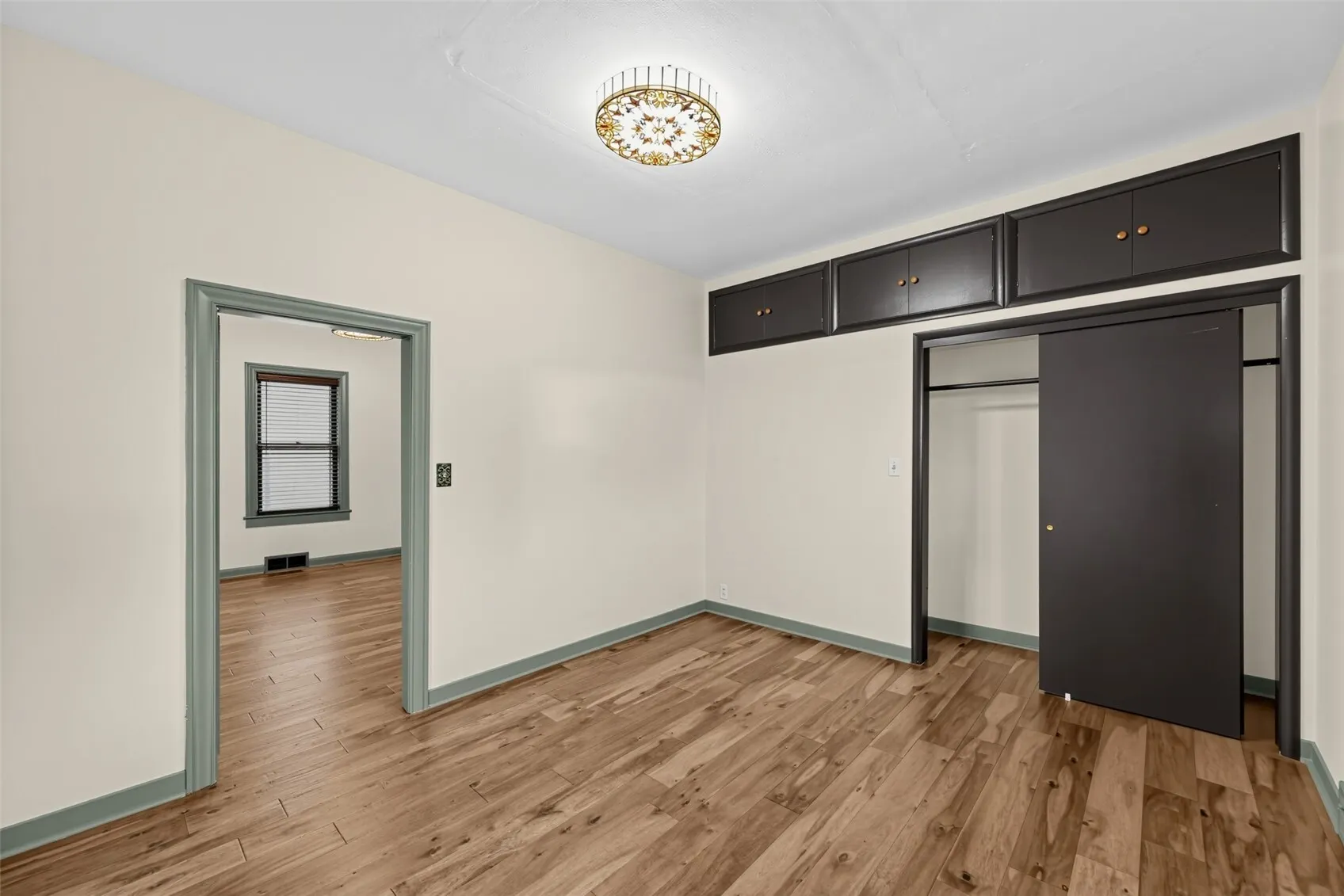 6346 51st Avenue S, Seattle, WA 98118