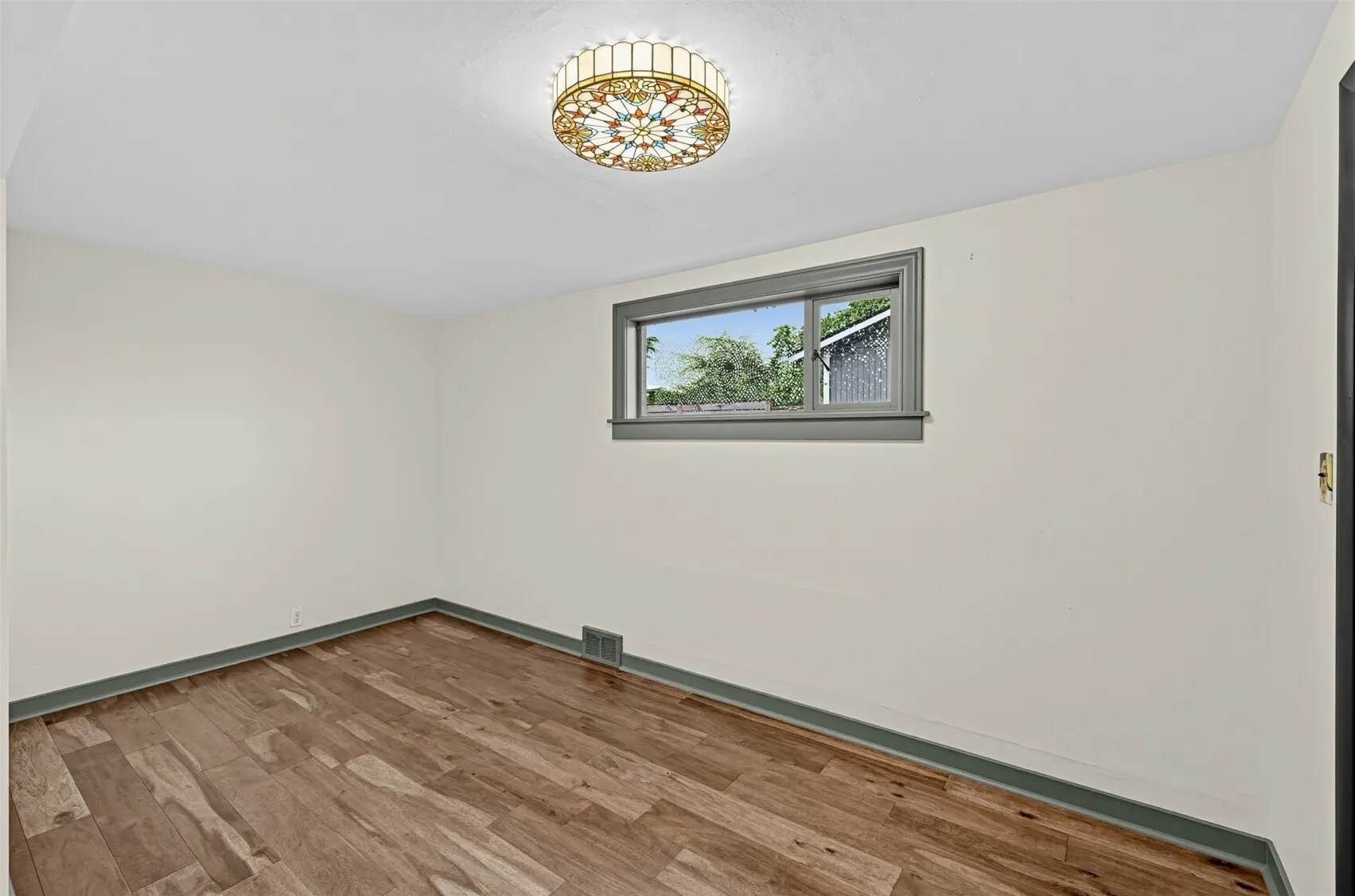 6346 51st Avenue S, Seattle, WA 98118