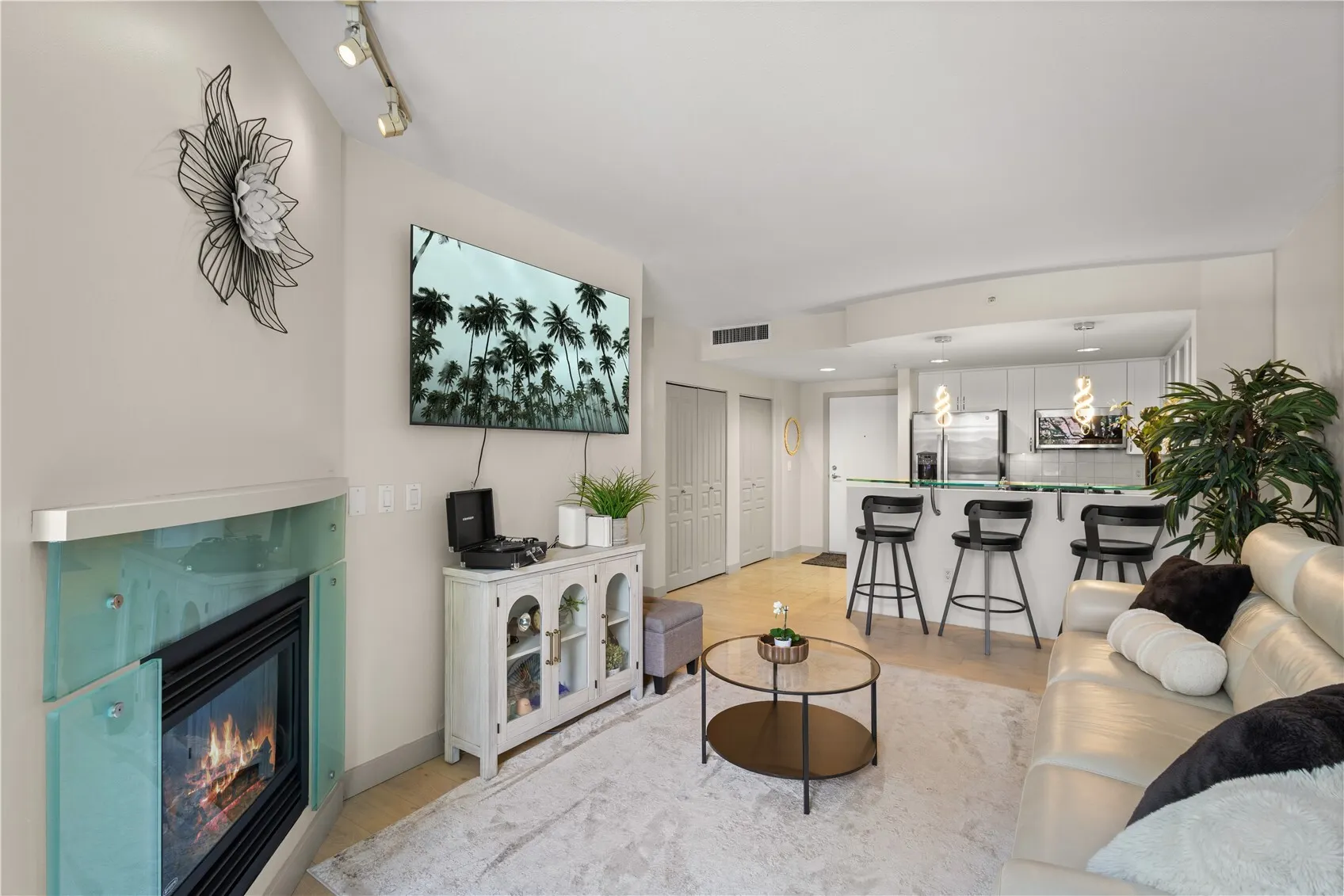 2929 1st Avenue #218, Seattle, WA 98121