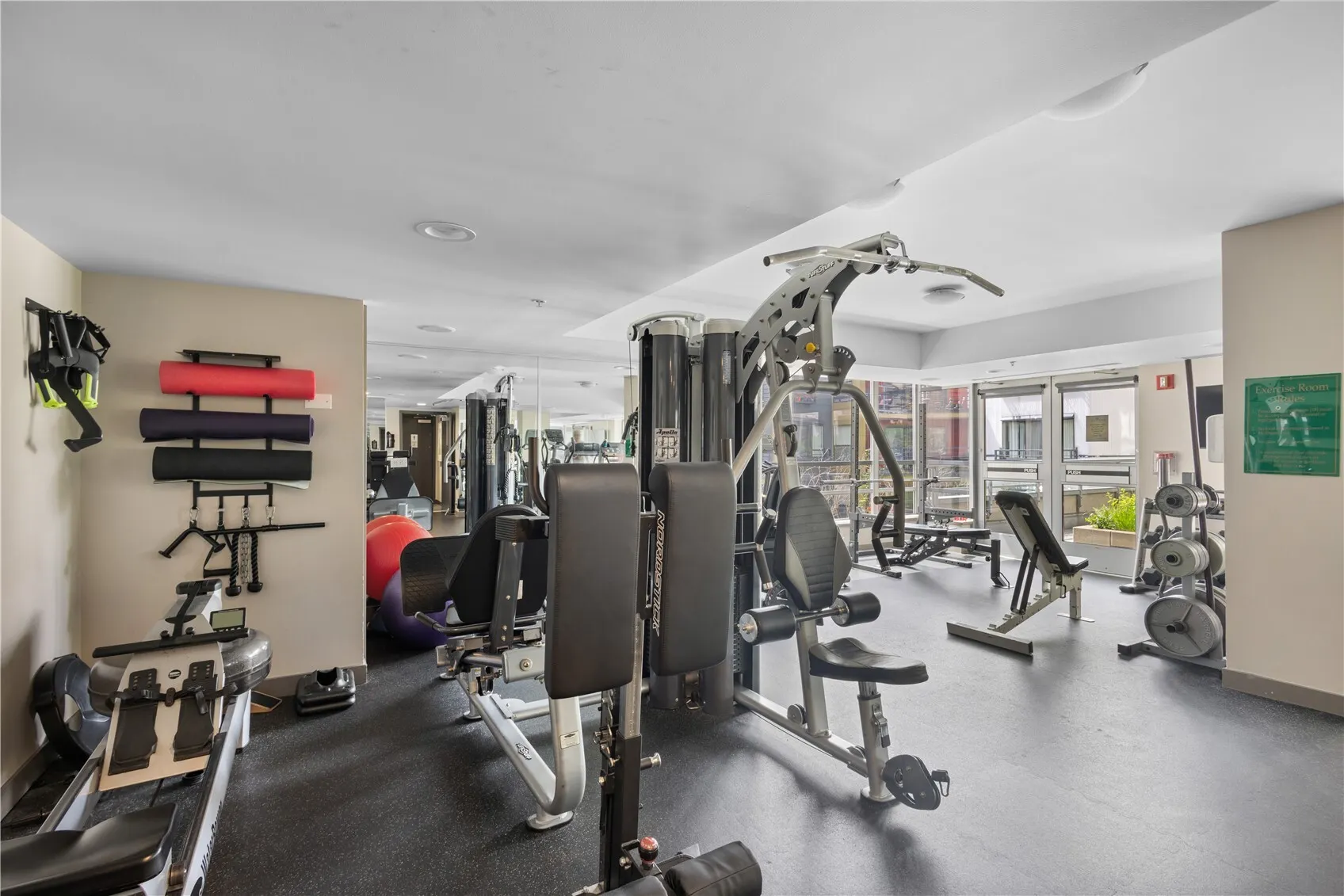 2929 1st Avenue #218, Seattle, WA 98121