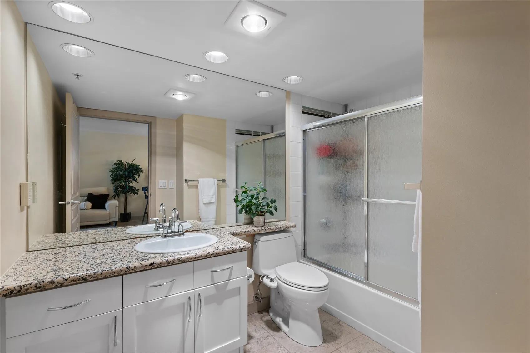 2929 1st Avenue #218, Seattle, WA 98121