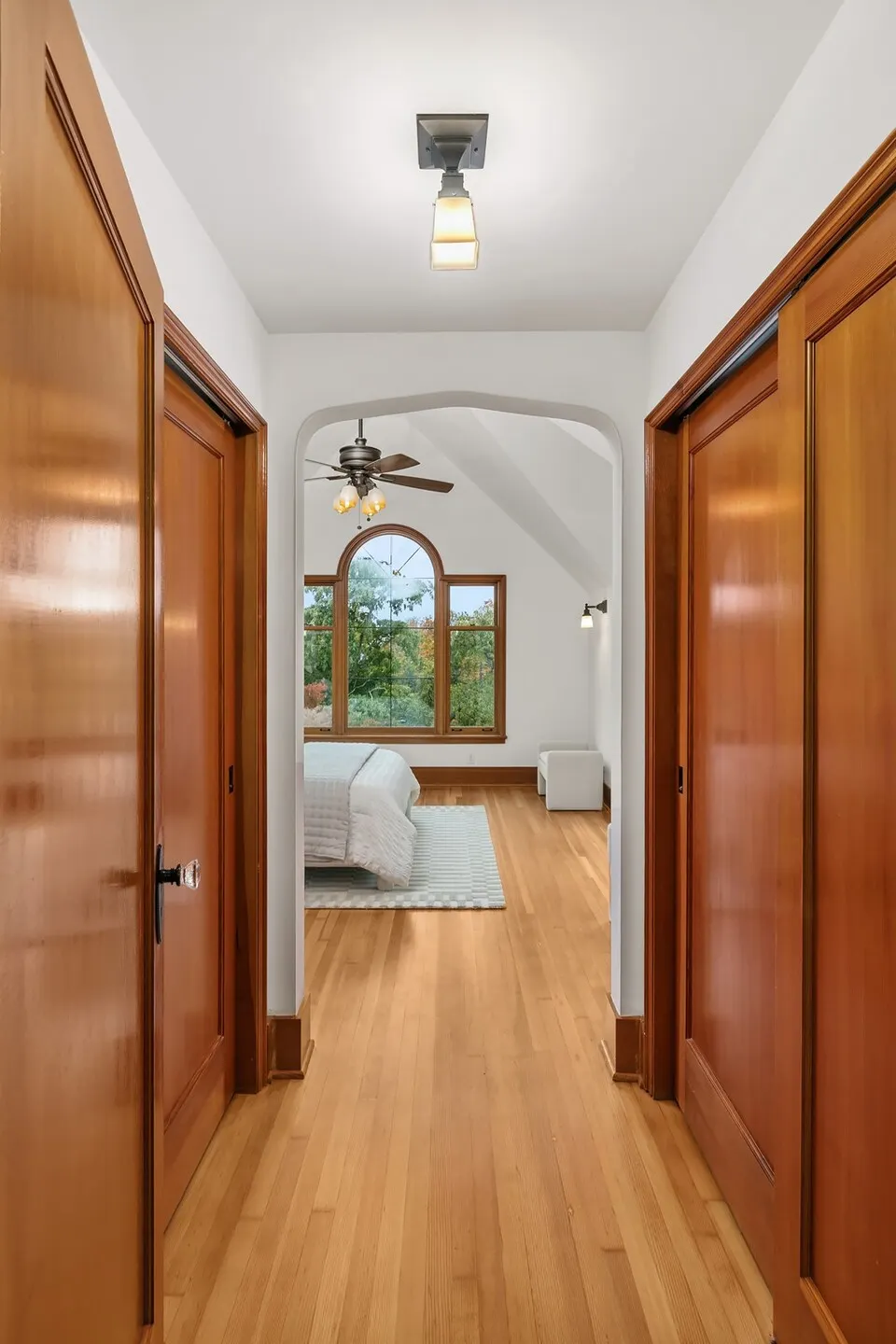 3639 Magnolia Boulevard W, Seattle, WA 98199