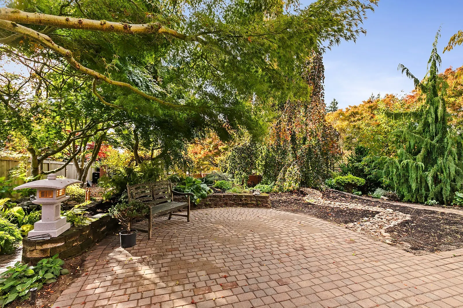 3639 Magnolia Boulevard W, Seattle, WA 98199