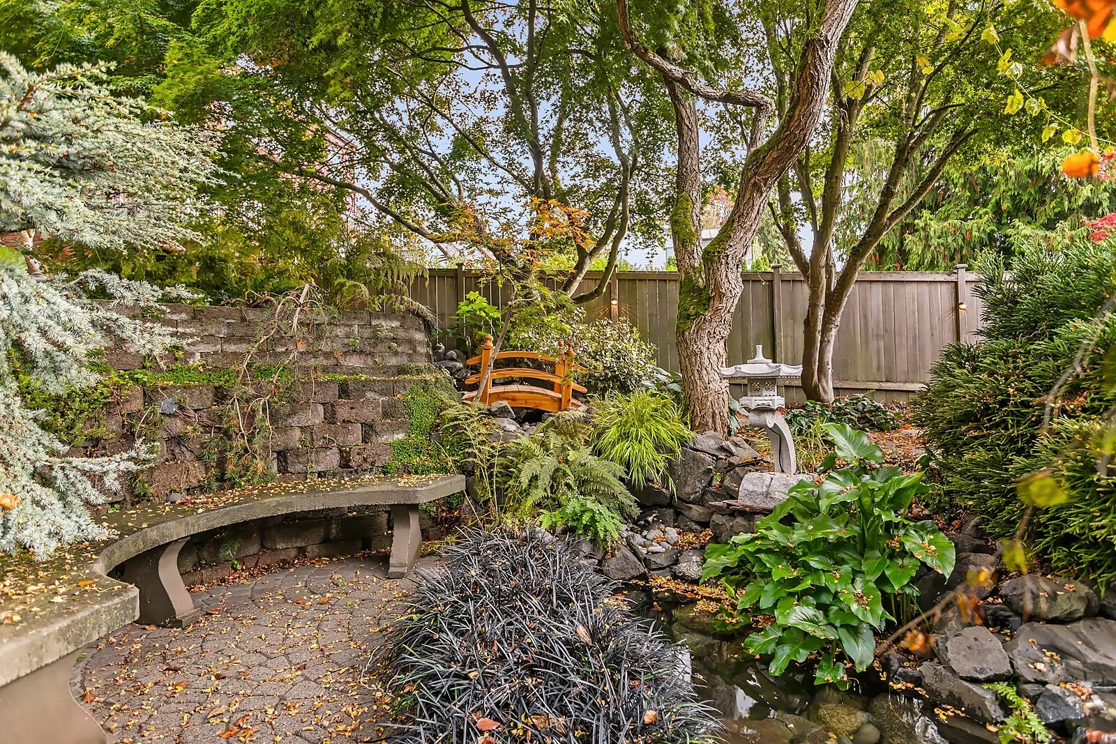 3639 Magnolia Boulevard W, Seattle, WA 98199