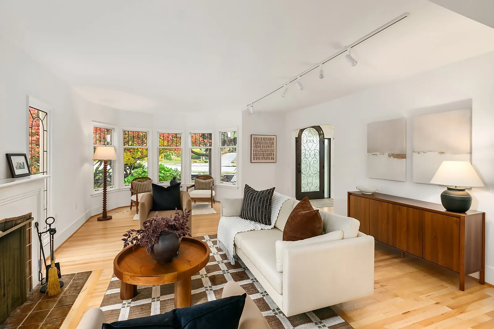 3639 Magnolia Boulevard W, Seattle, WA 98199