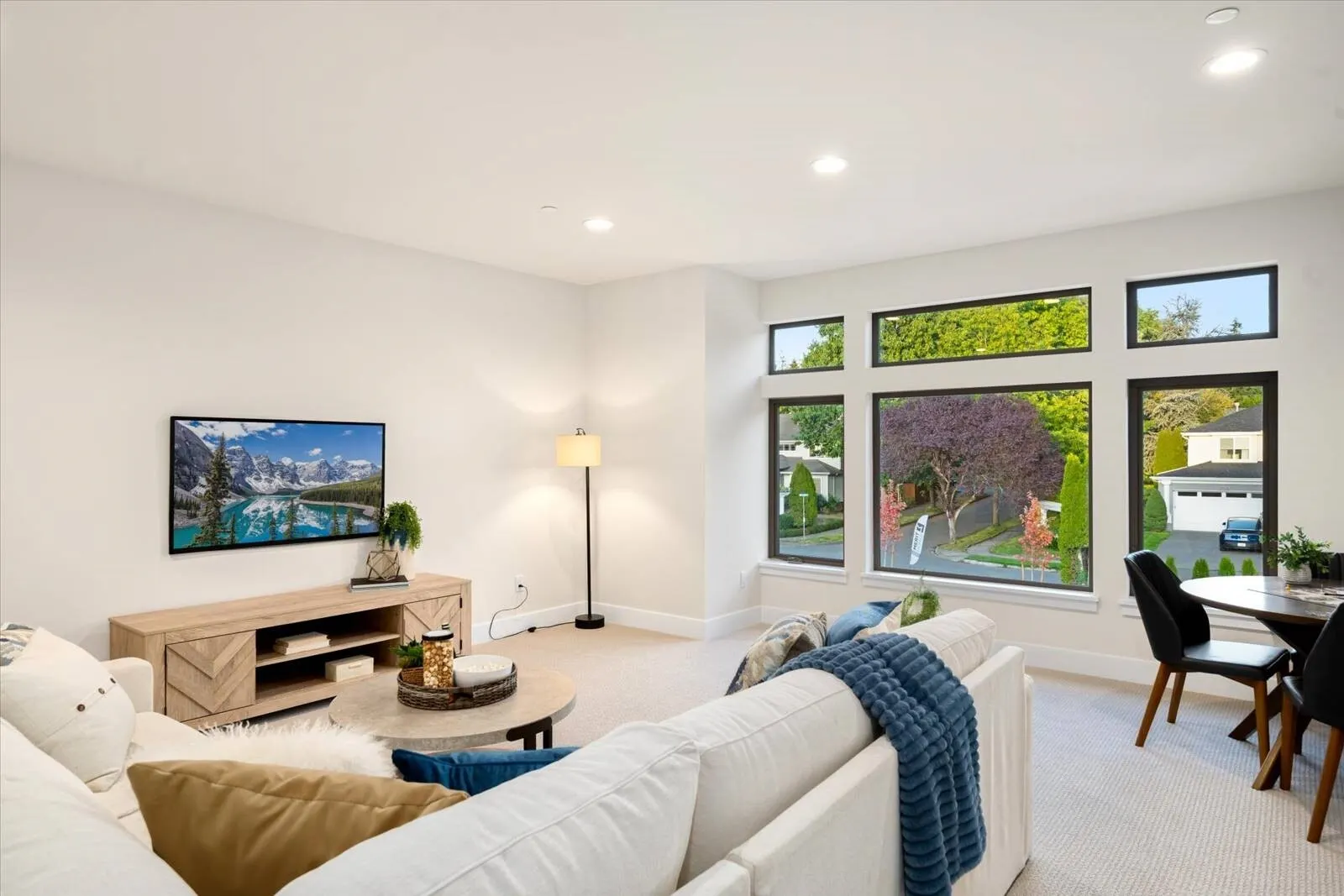 10205 125th Avenue NE, Kirkland, WA 98033