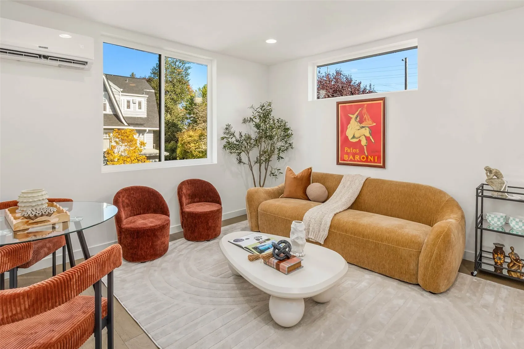 516 N 102nd Street , Seattle, WA 98133