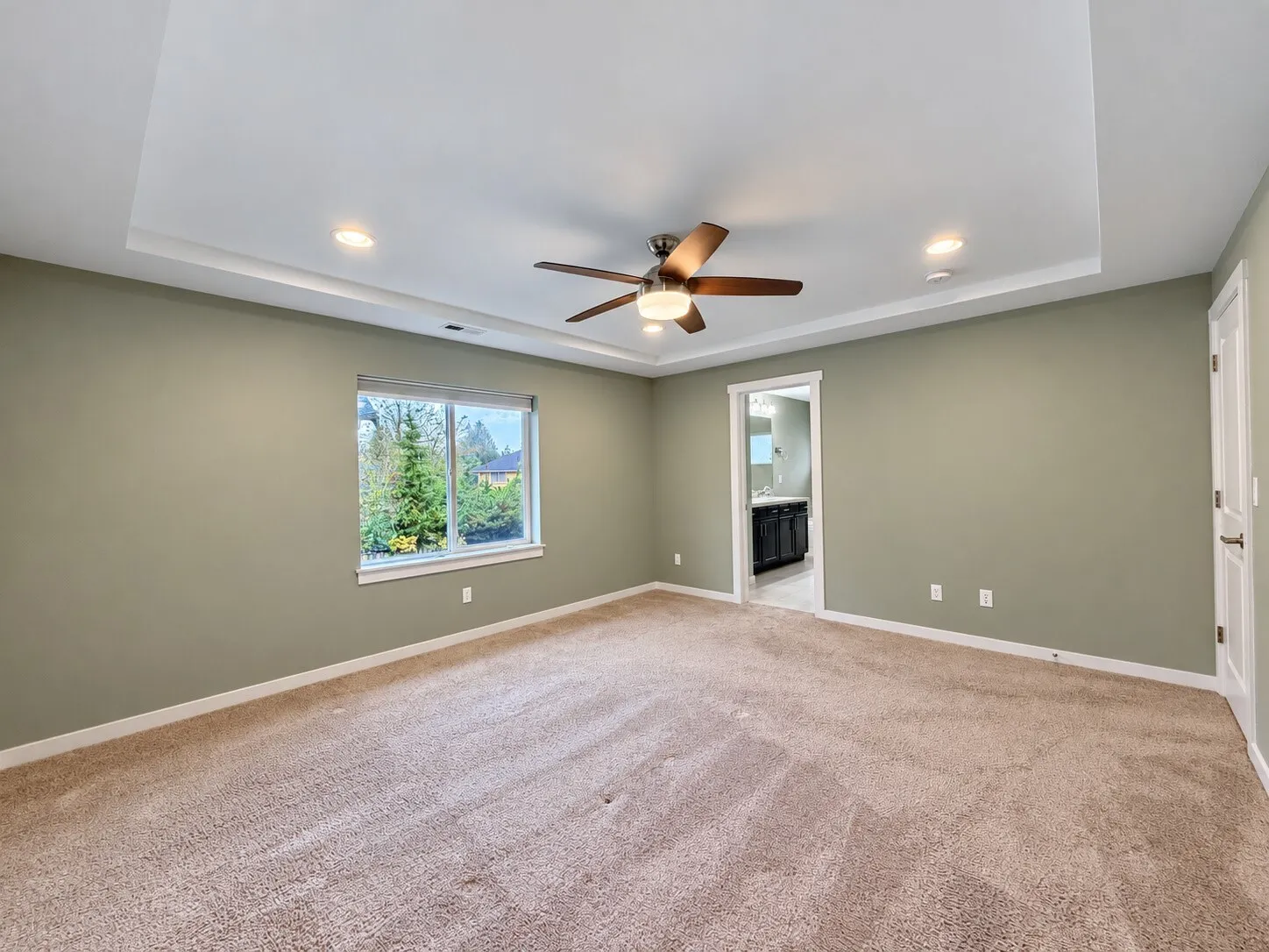 15718 2nd Lane W, Lynnwood, WA 98087