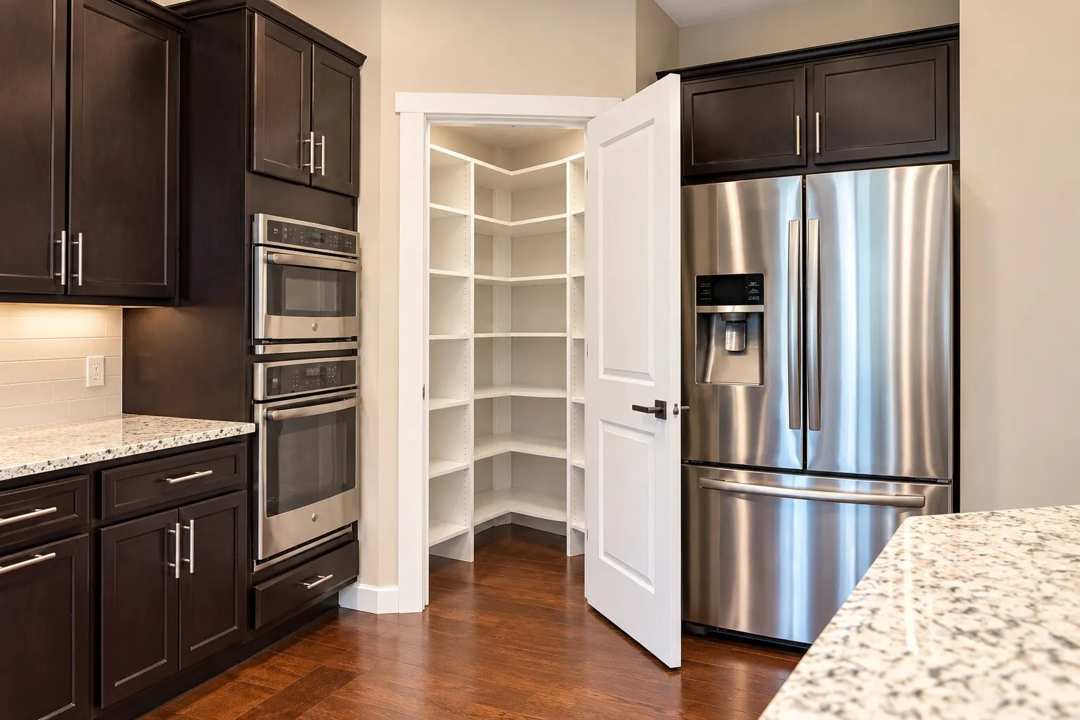 15718 2nd Lane W, Lynnwood, WA 98087