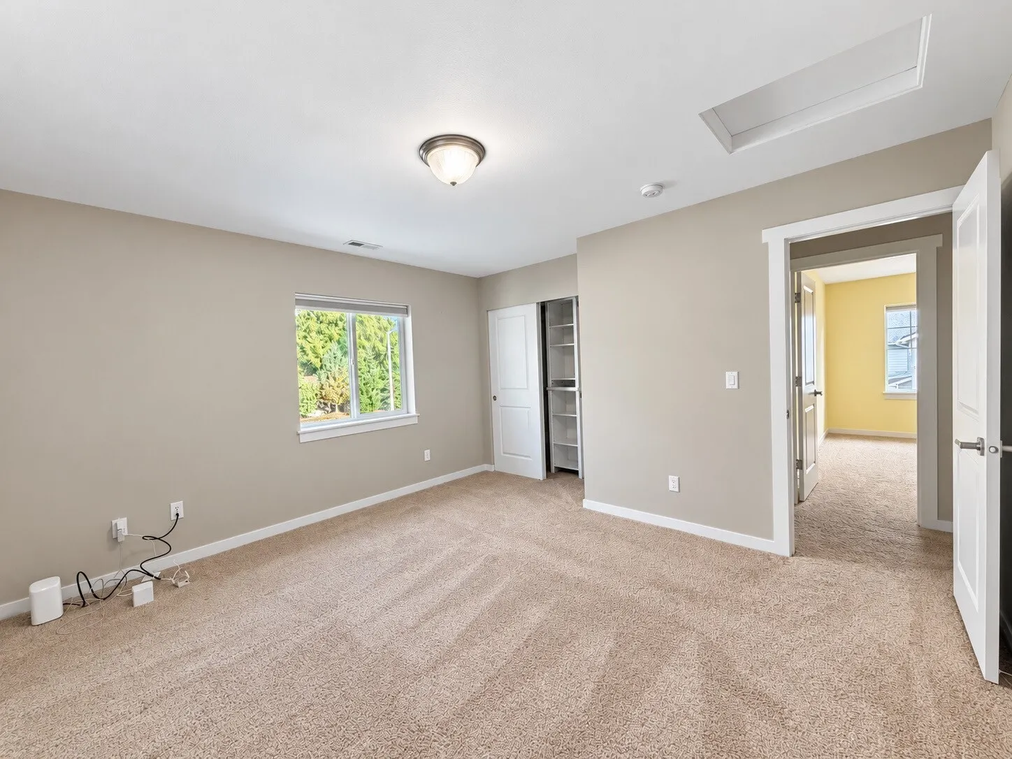 15718 2nd Lane W, Lynnwood, WA 98087