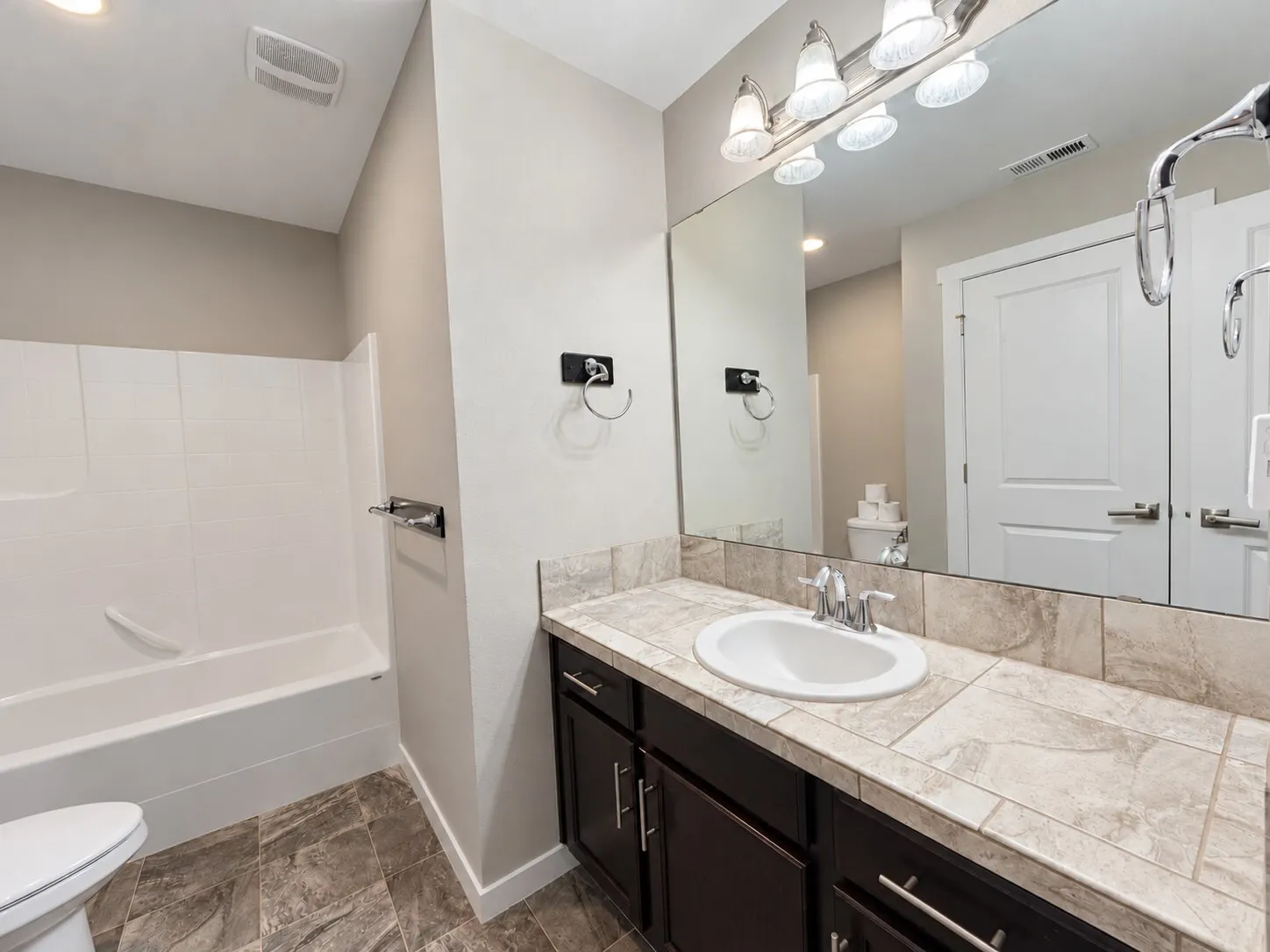 15718 2nd Lane W, Lynnwood, WA 98087