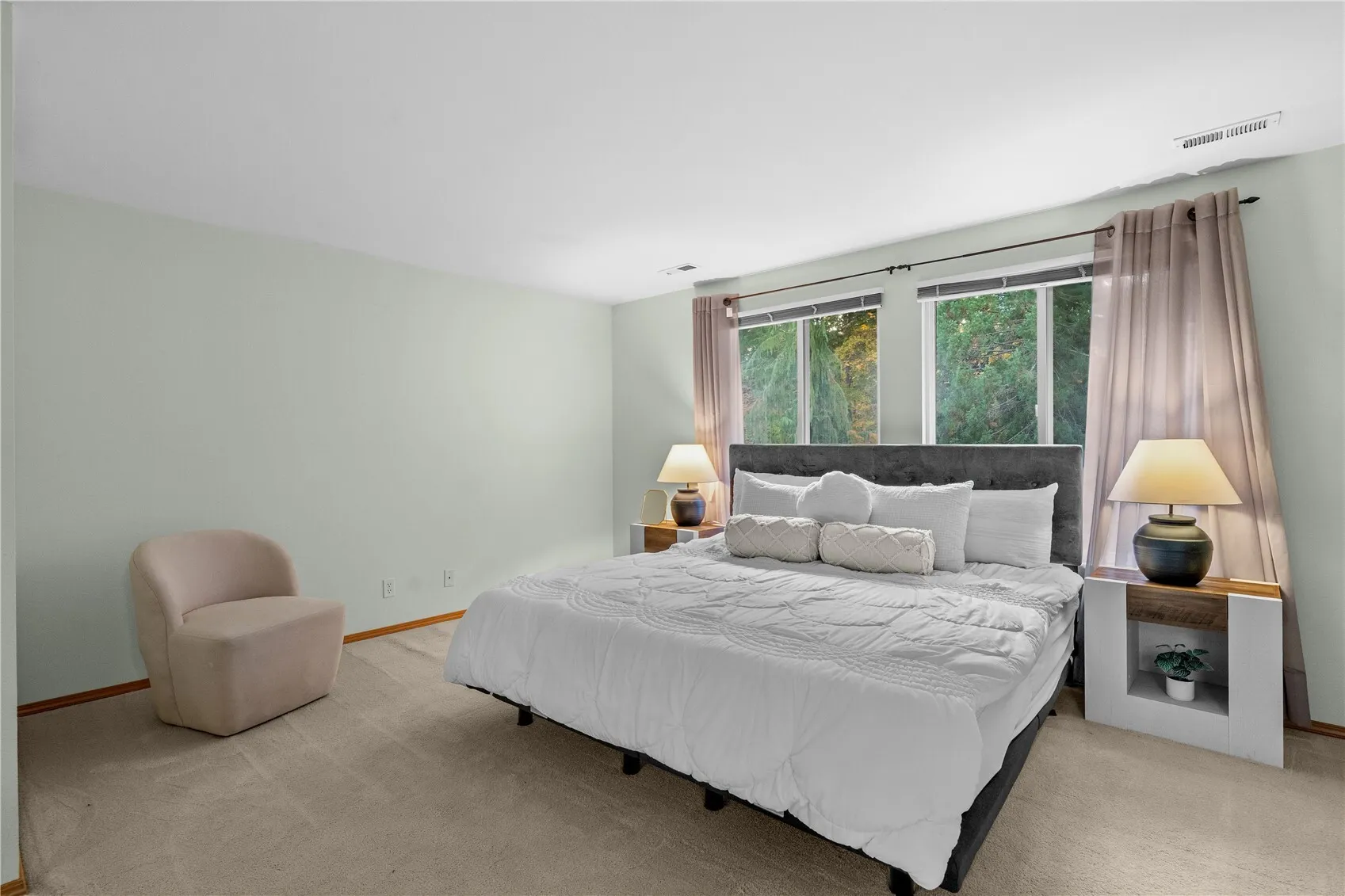 15707 138th Place SE, Renton, WA 98058