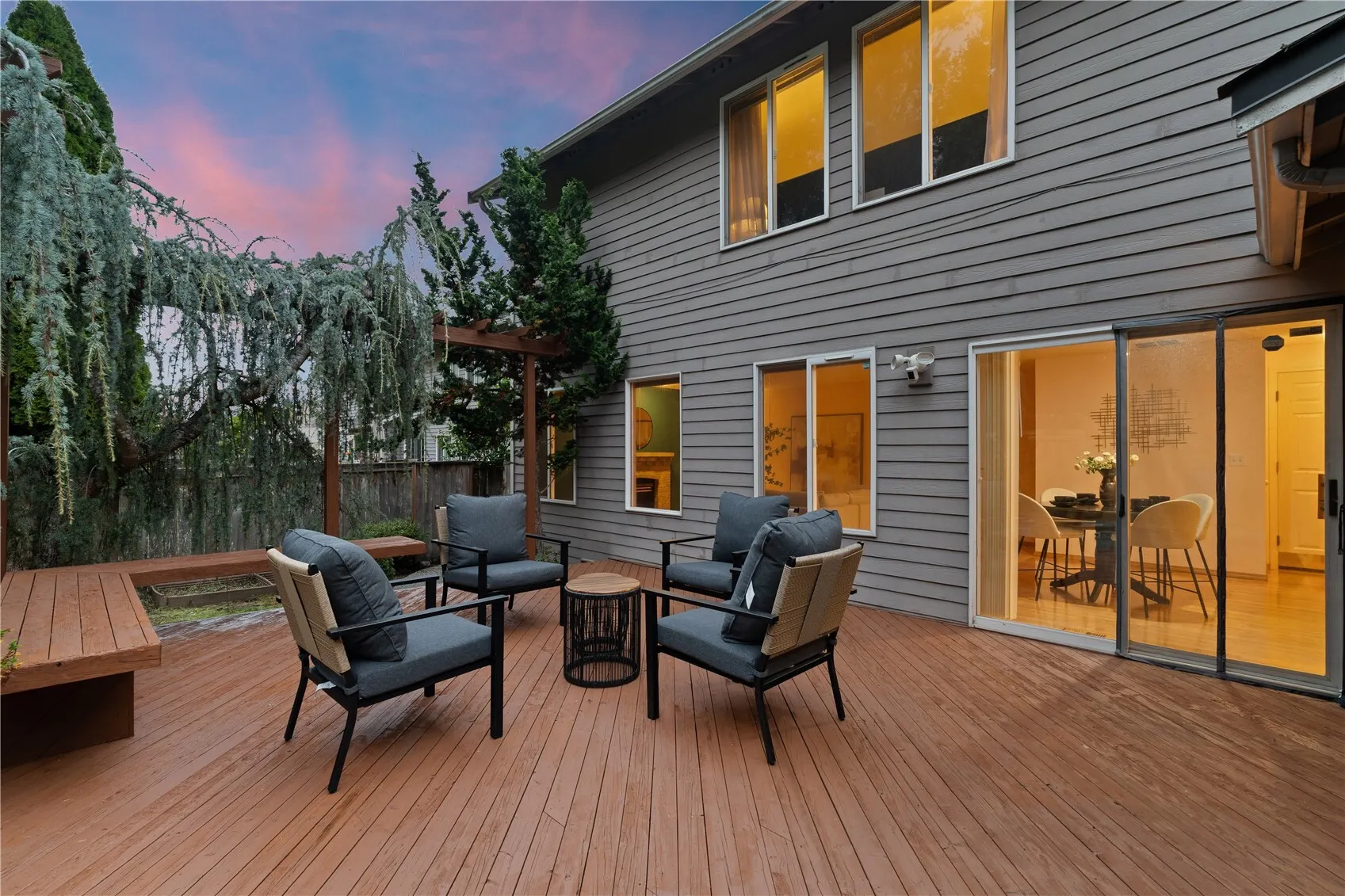 15707 138th Place SE, Renton, WA 98058