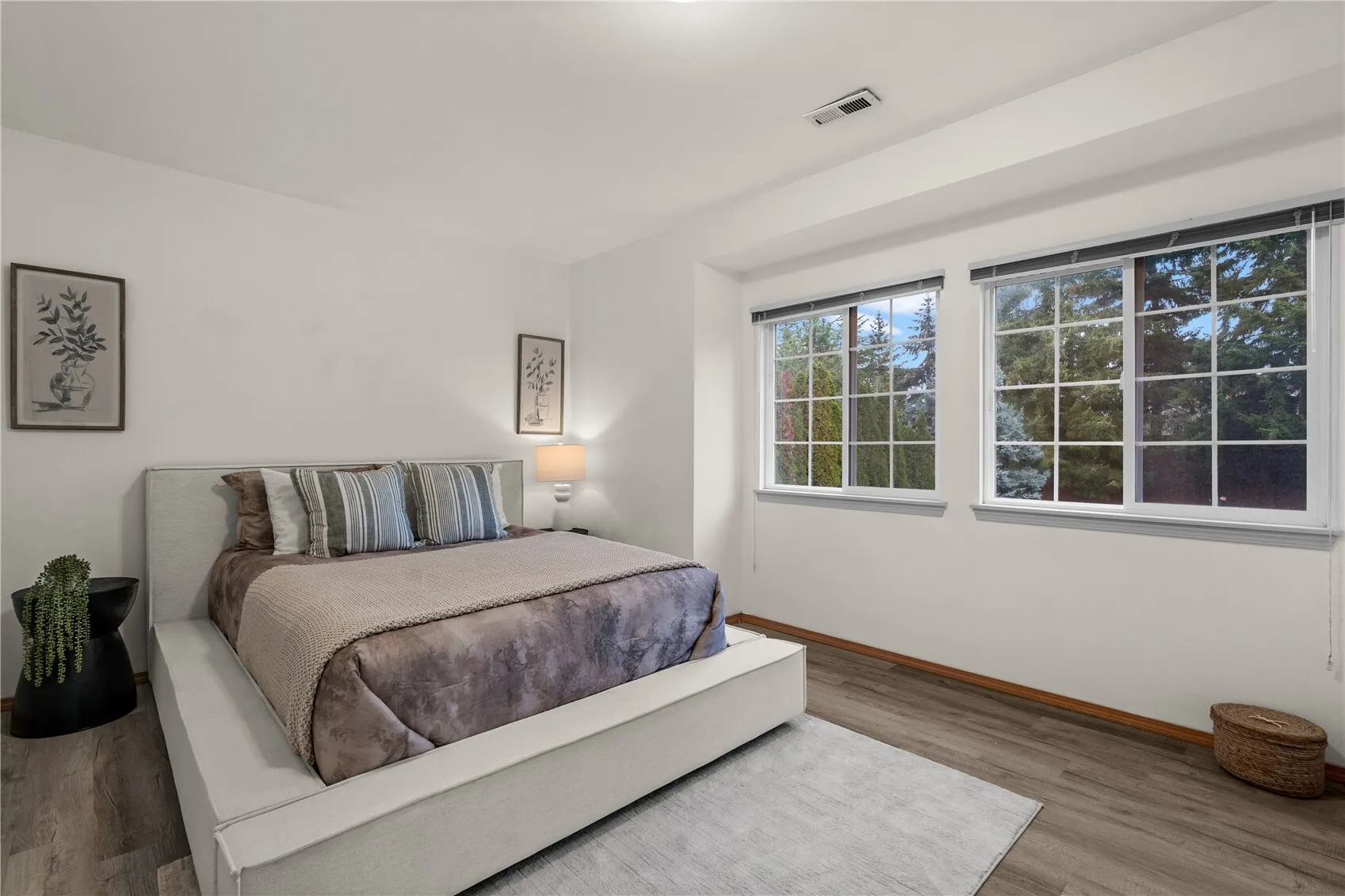 15707 138th Place SE, Renton, WA 98058
