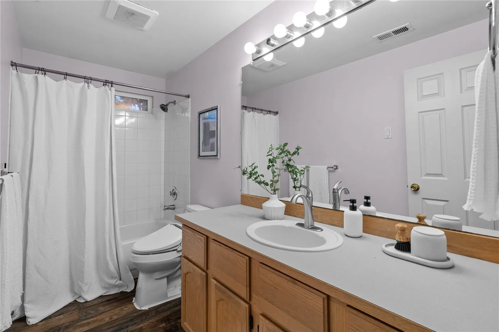 15707 138th Place SE, Renton, WA 98058