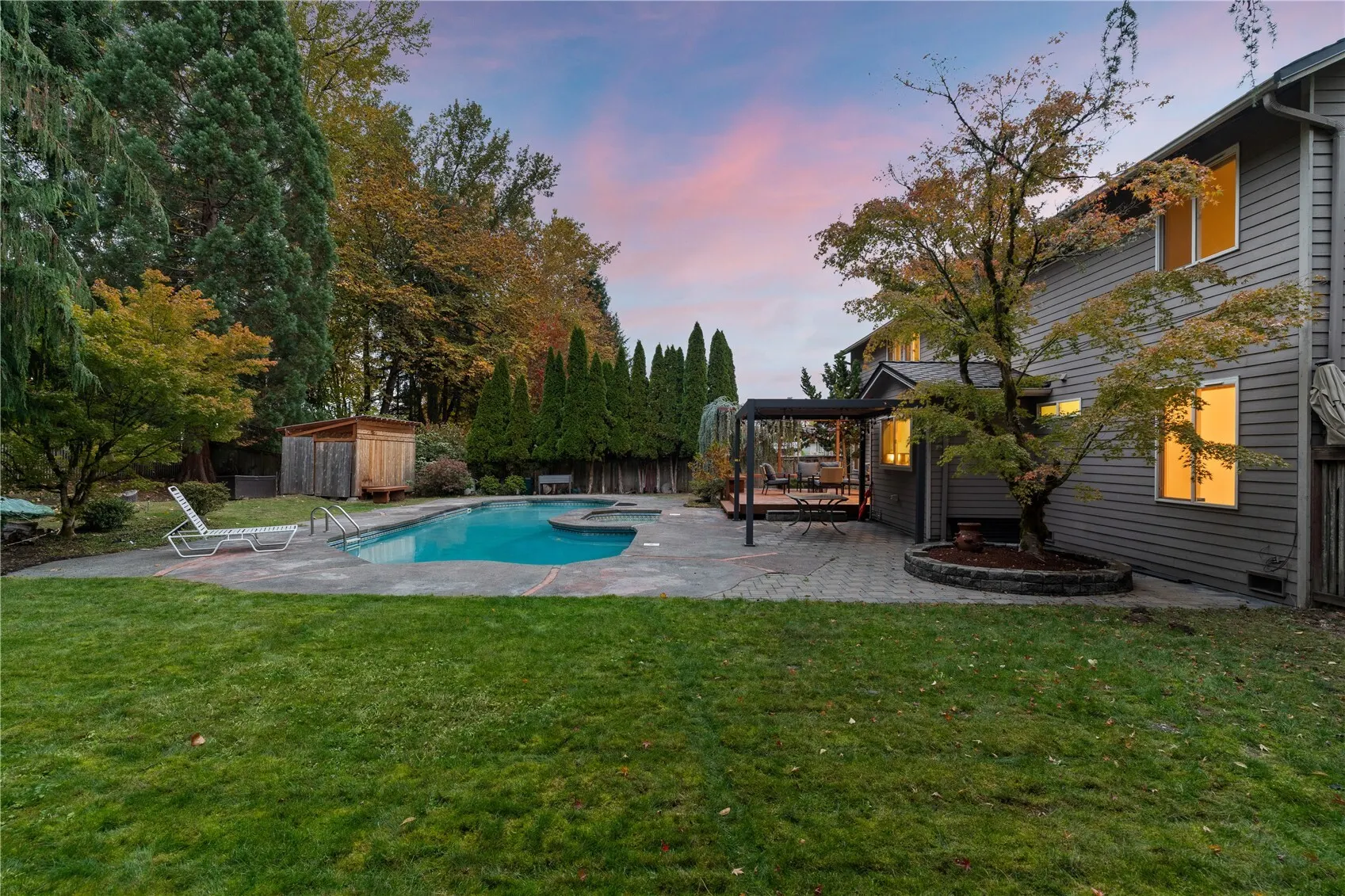15707 138th Place SE, Renton, WA 98058