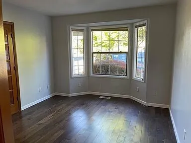12223 NE 3rd Place , Bellevue, WA 98005