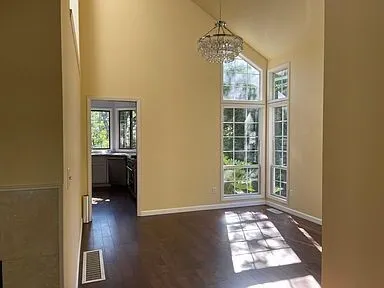 12223 NE 3rd Place , Bellevue, WA 98005