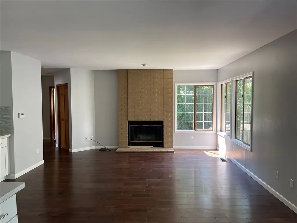 12223 NE 3rd Place , Bellevue, WA 98005
