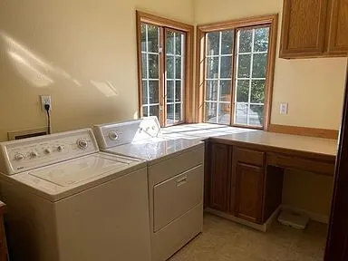12223 NE 3rd Place , Bellevue, WA 98005