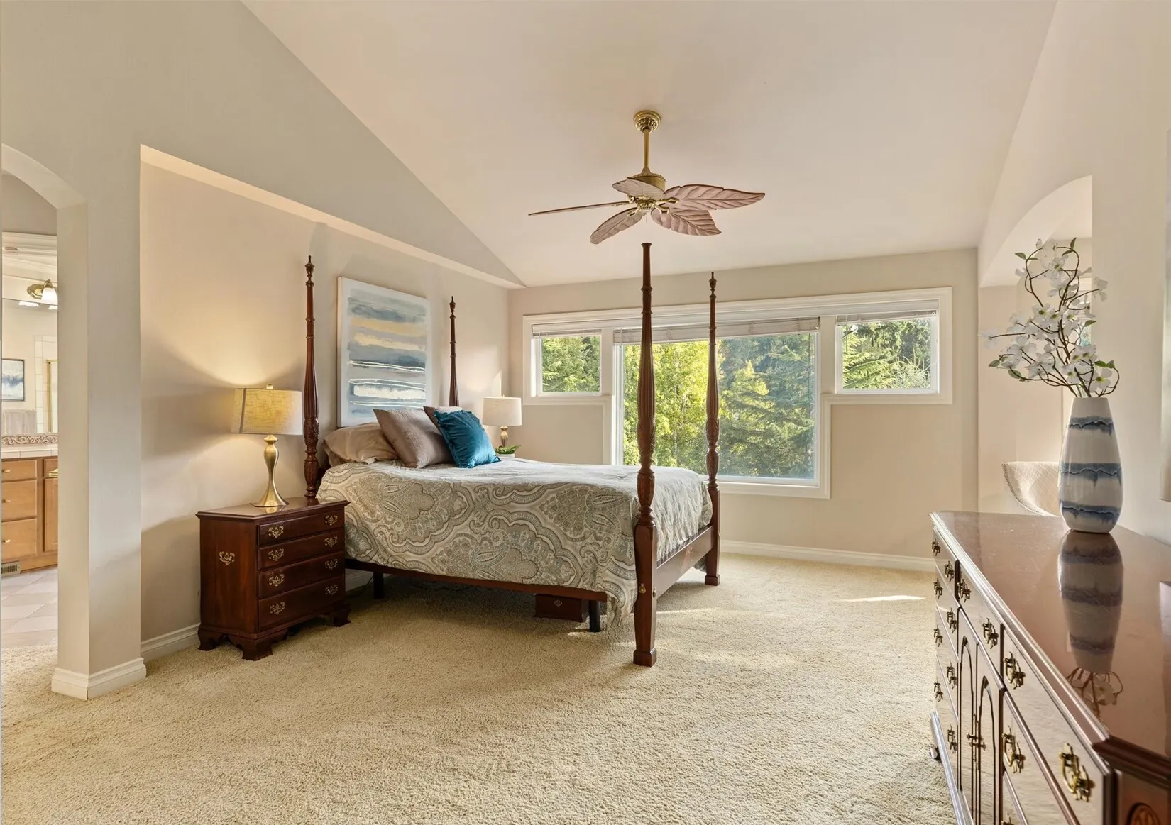 22307 NE 6th Court , Sammamish, WA 98074