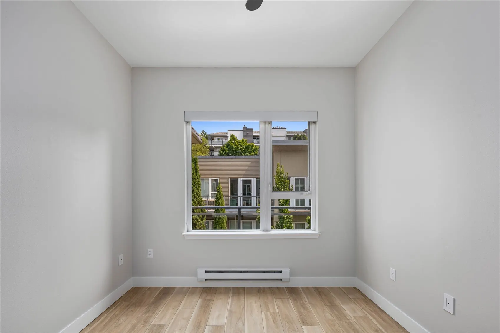 375 Kirkland Avenue #329, Kirkland, WA 98033