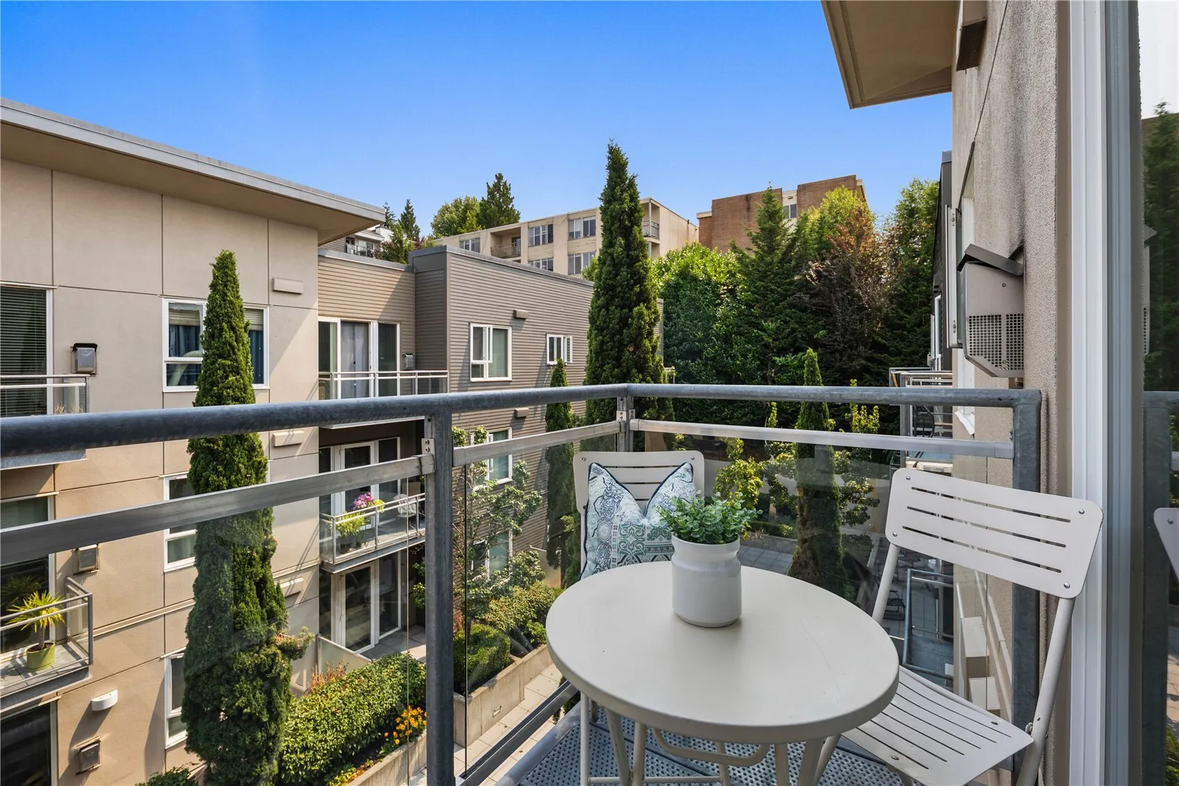 375 Kirkland Avenue #329, Kirkland, WA 98033