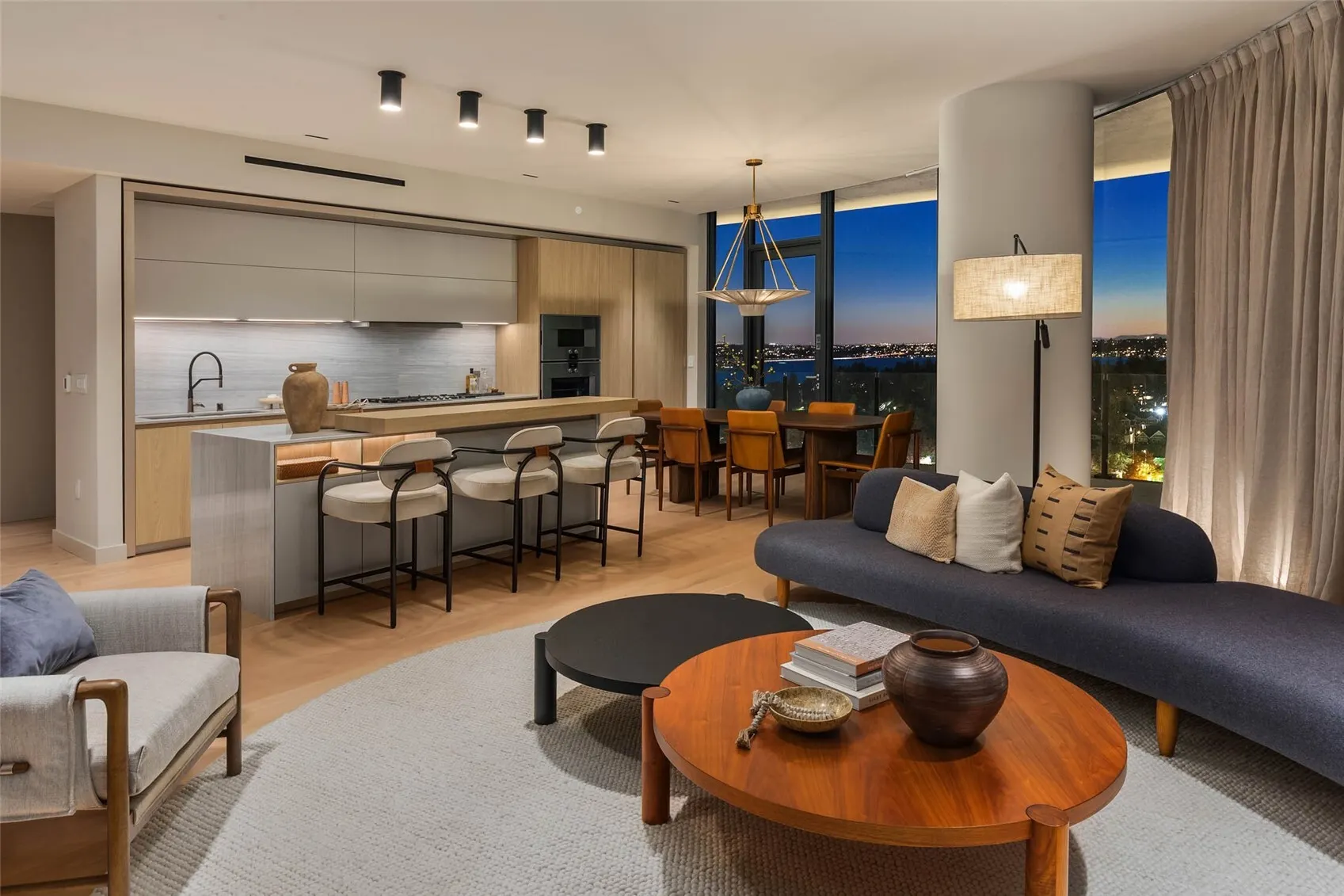 838 Avenue Square NE #1403, Bellevue, WA 98004