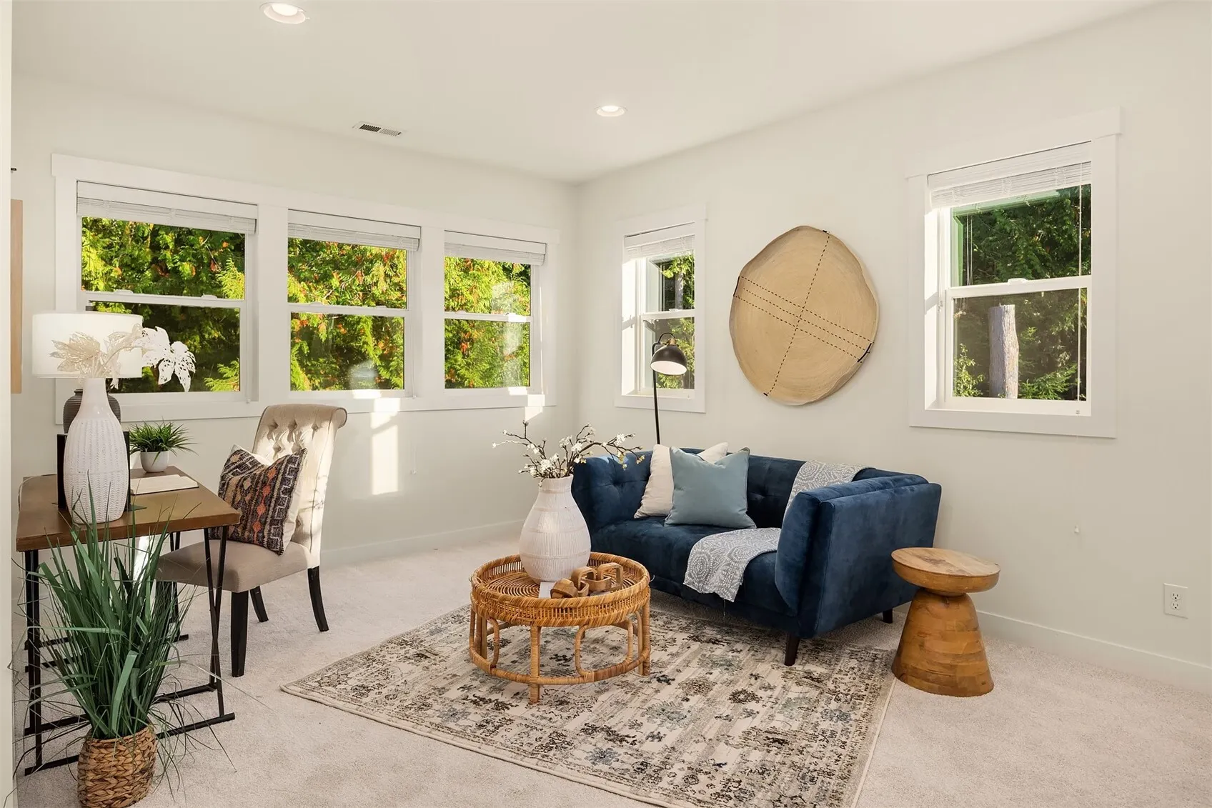 1703 NE Falls Drive , Issaquah, WA 98029-9802