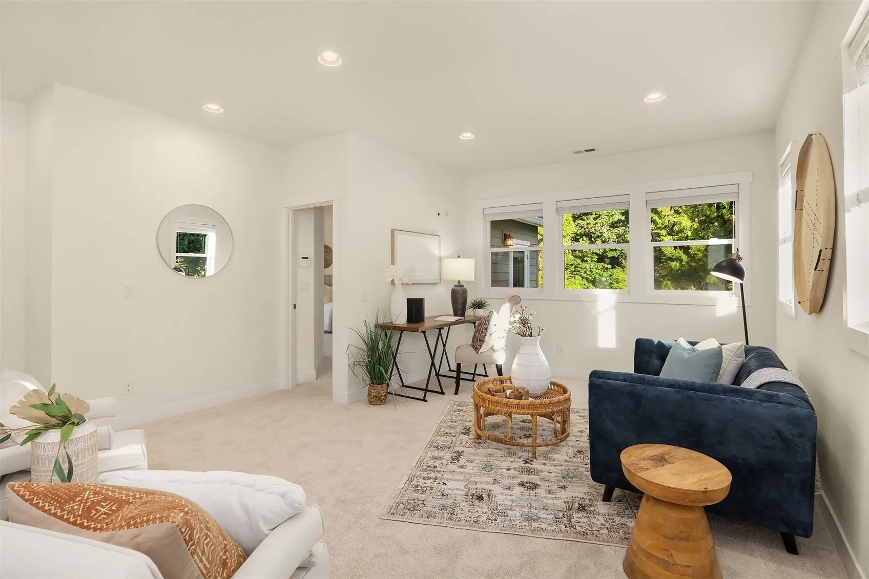 1703 NE Falls Drive , Issaquah, WA 98029-9802
