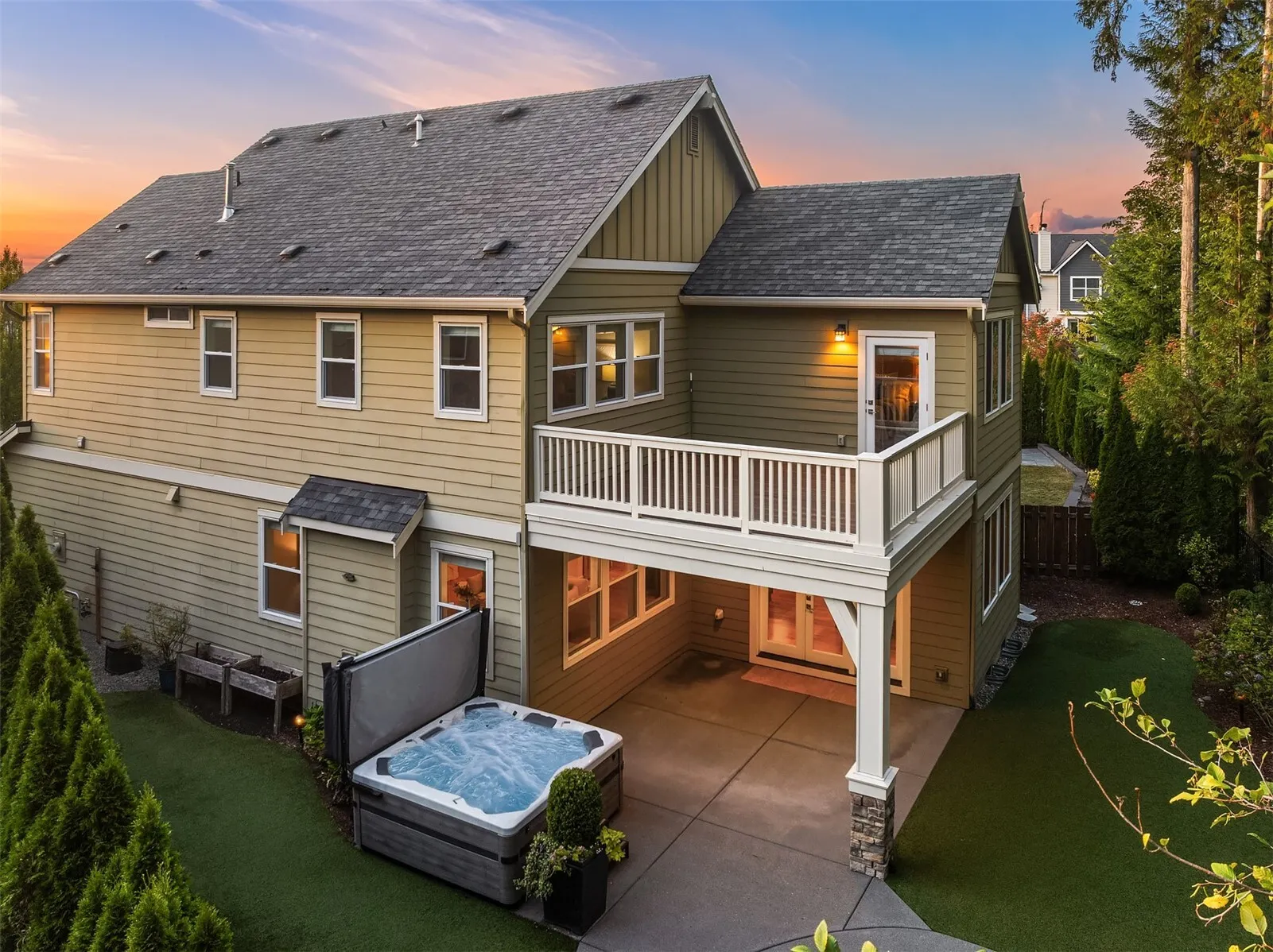 1703 NE Falls Drive , Issaquah, WA 98029-9802