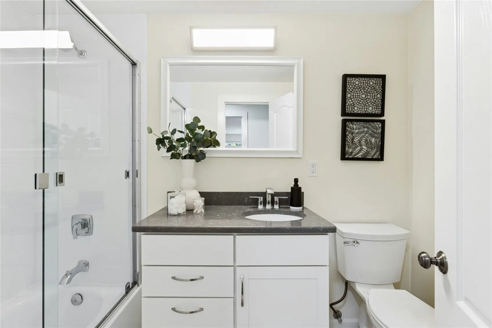 920 163rd Avenue SE, Bellevue, WA 98008